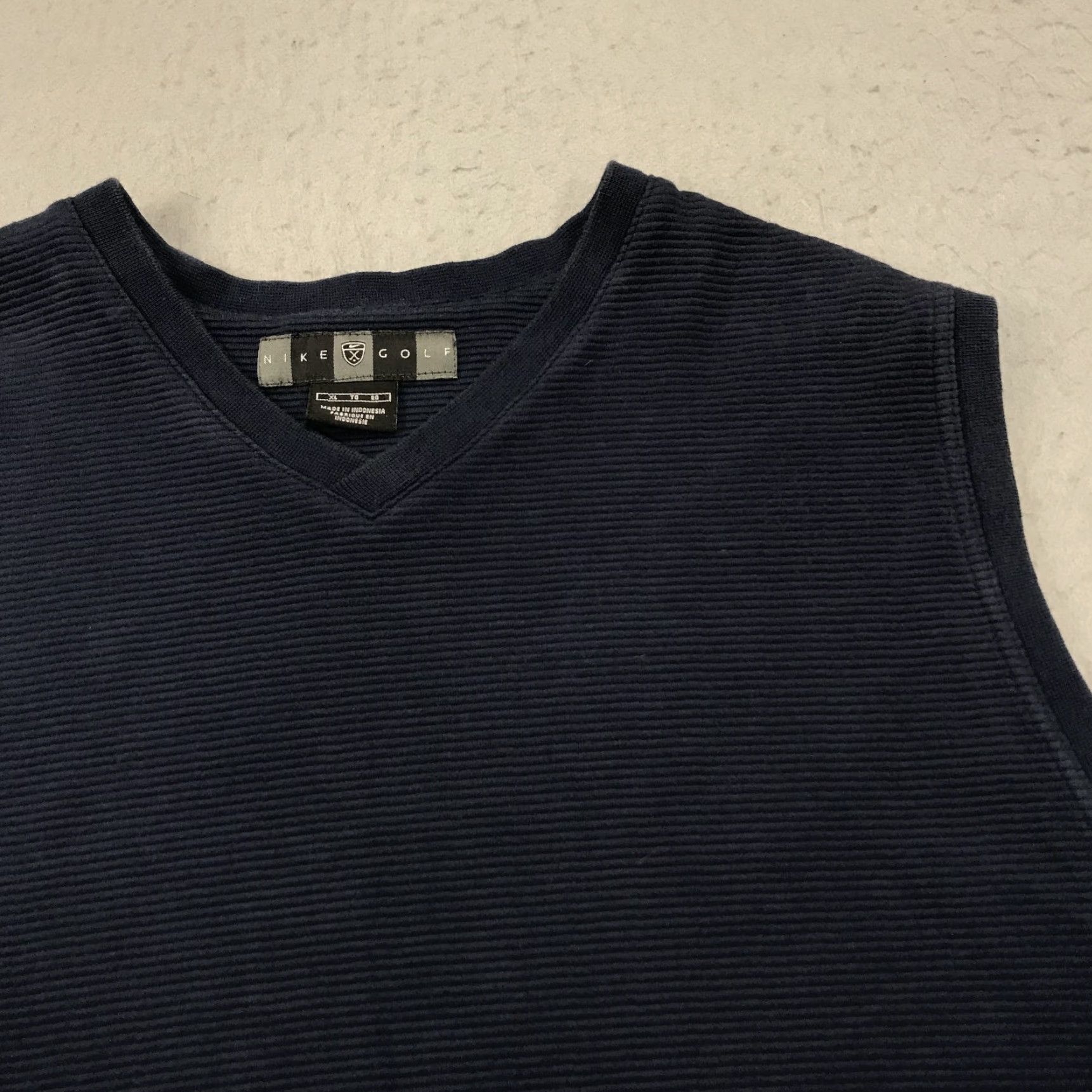 Nike VINTAGE Nike Golf Vest Mens XL Navy Blue Ribbed Cotton Blend Tiger Woods 90s Size US XL / EU 56 / 4 - 3 Thumbnail