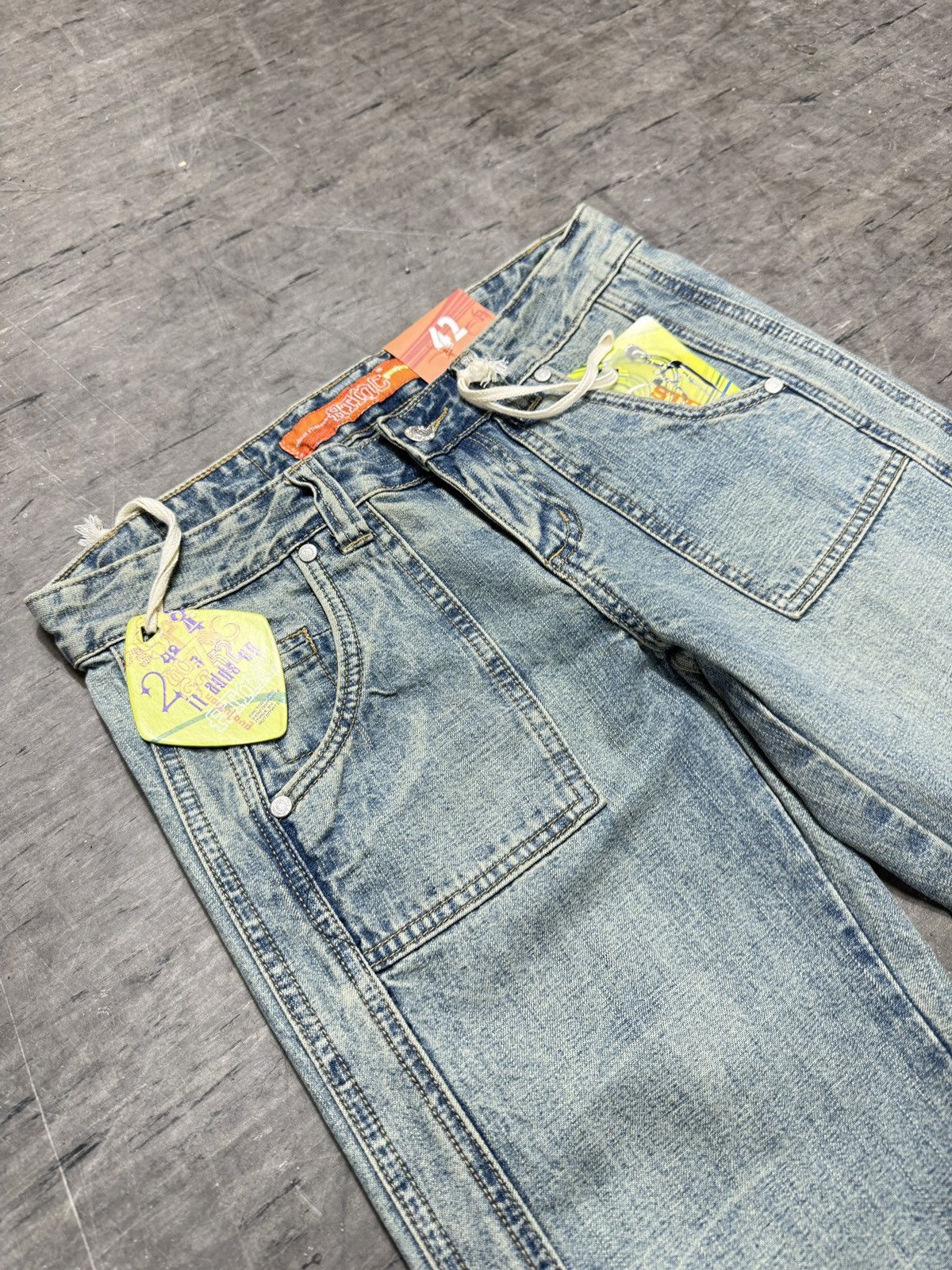 Hysteric Glamour × If Six Was Nine × Le Grande Bleu (L.G.B.) ᶠᵃⁿᶜʸᵍᵘʸ BNWT Y2K Baggy Washed Denim Jeans Wide leg vintage Size 28" / US 6 / IT 42 - 2 Thumbnail