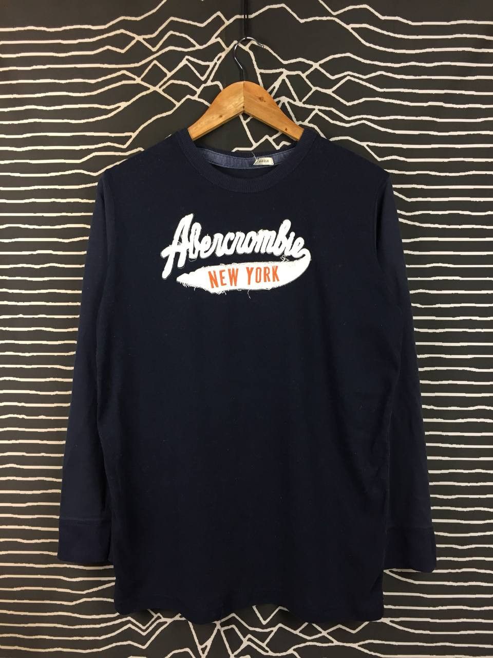 Abercrombie & Fitch Abercrombie & Fitch Embroidered Logo Long Sleeve Tee Size US M / EU 48-50 / 2 - 1 Thumbnail