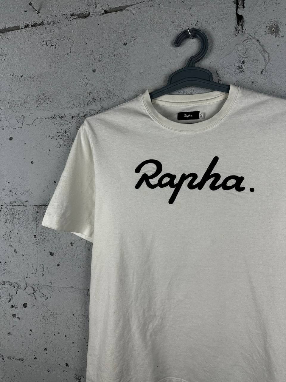 Rapha Rapha White Big Logo T Shirt Size L Size US L / EU 52-54 / 3 - 3 Thumbnail