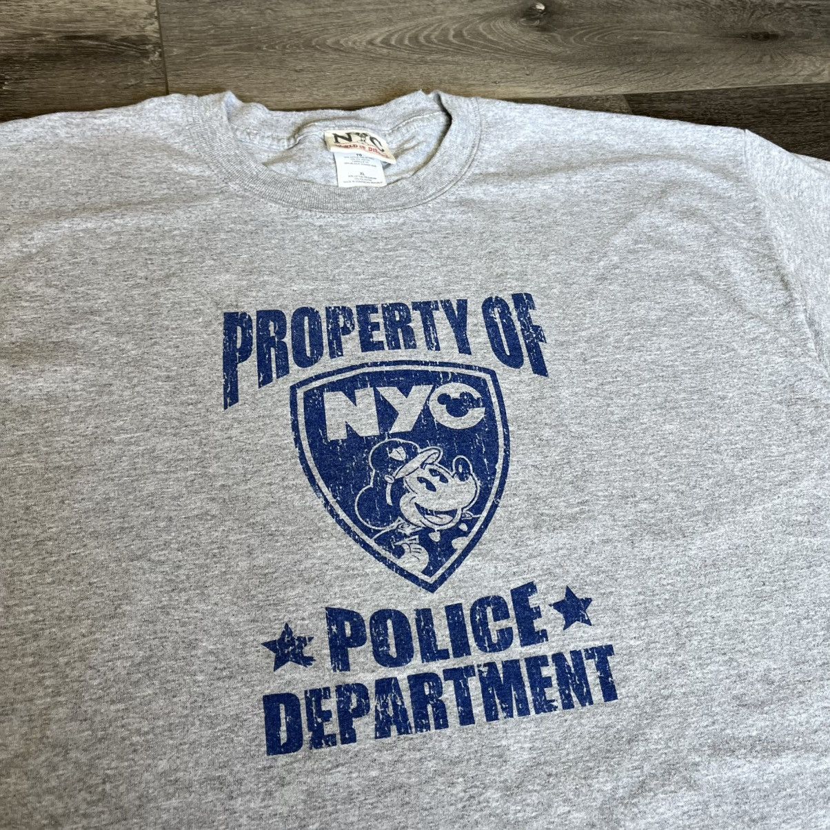 Disney × Vintage Rare Vintage 2000s Disney NYC Police Department Mickey Tee Size US XL / EU 56 / 4 - 1 Thumbnail