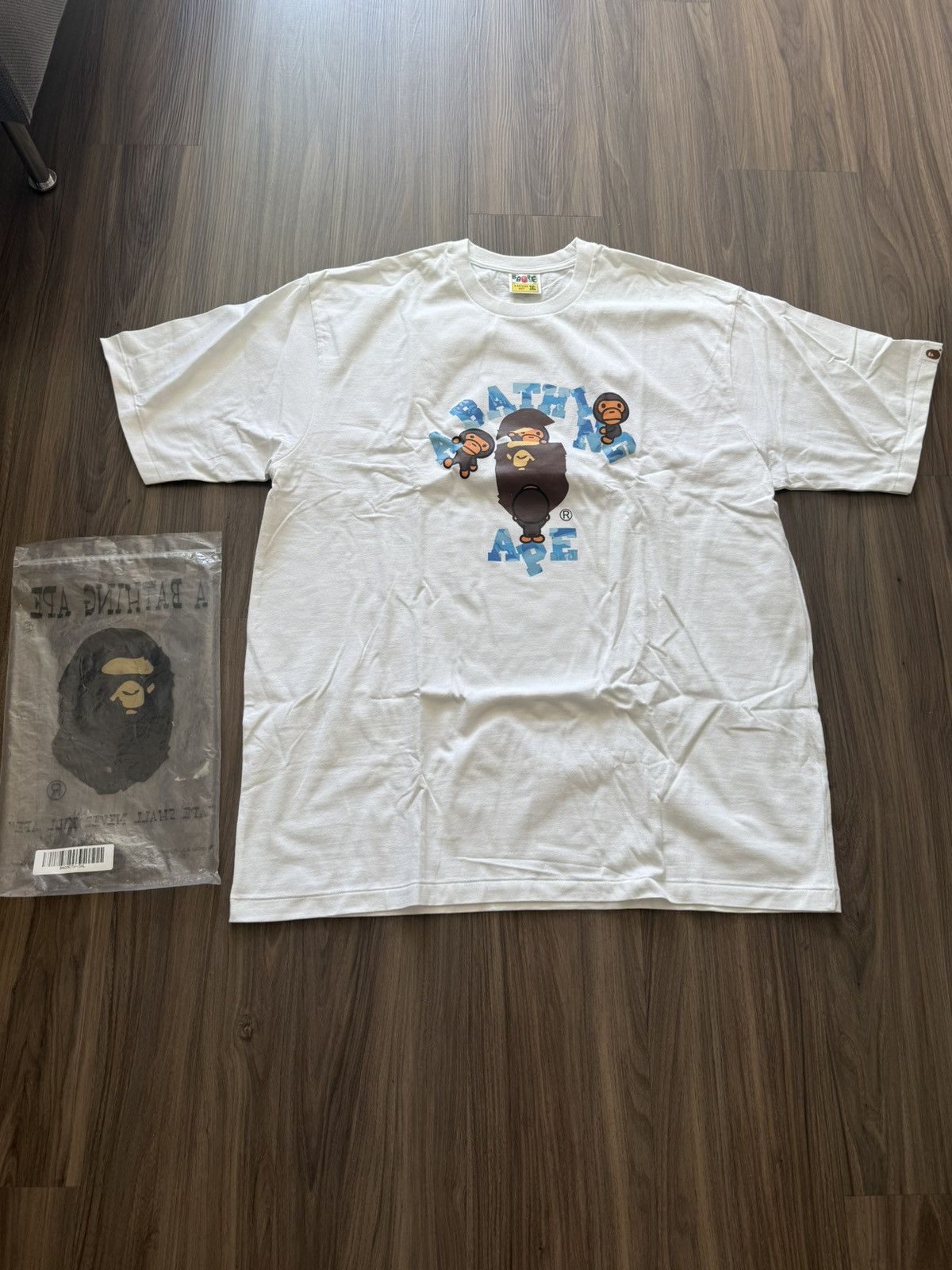 BAPE A Bathing Ape Baby Milo White Tee 3XL Blue Camo Logo