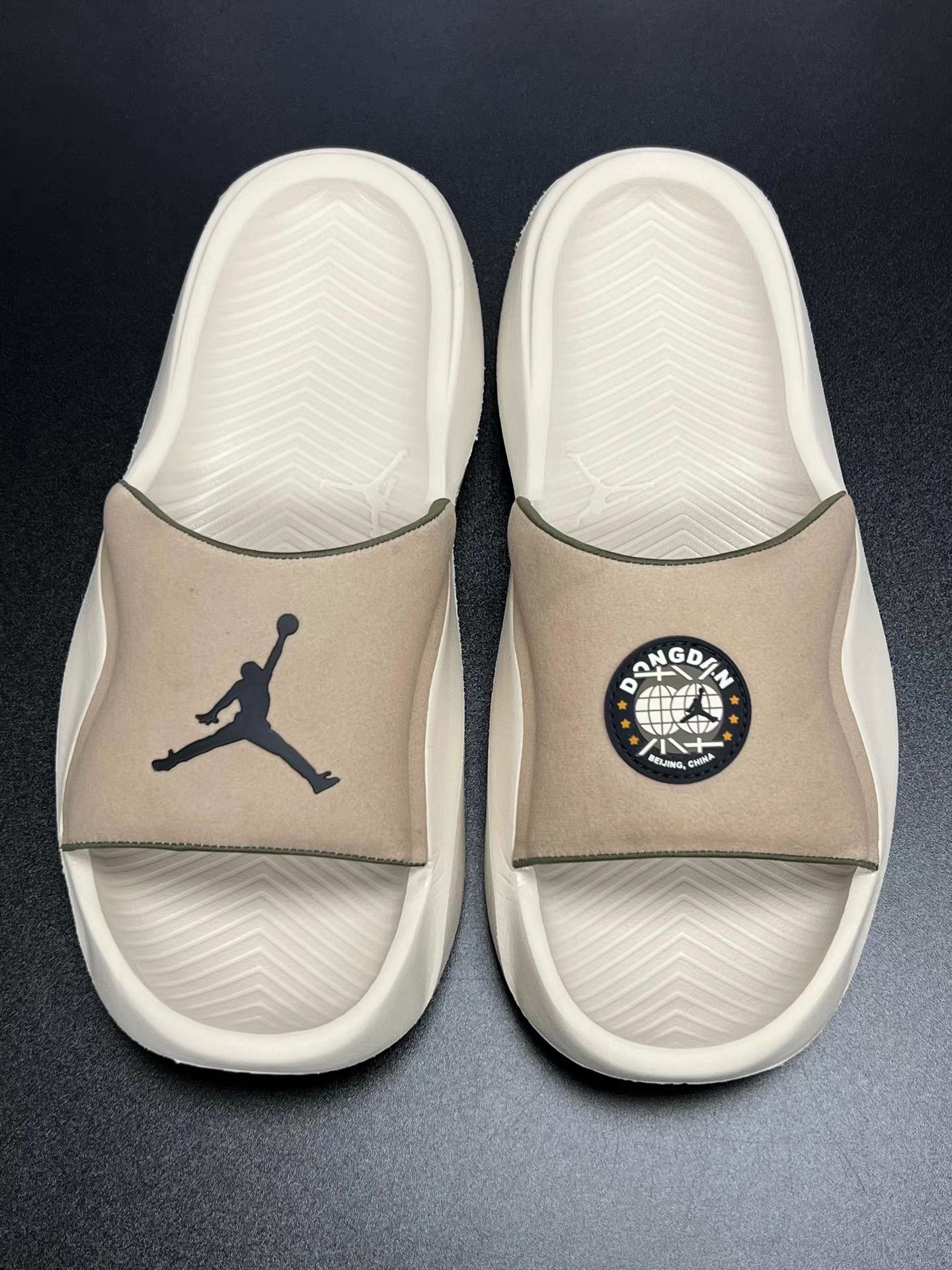 Jordan Brand JORDAN Dongdan Slide Brown K15 Size US 11 / EU 44 - 3 Thumbnail