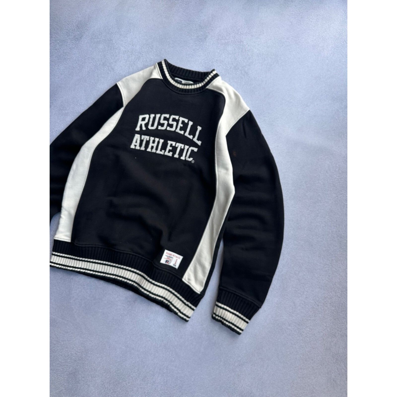 Russell Athletic VTG Russell Athletic Big Logo Sweatshirt Size US M / EU 48-50 / 2 - 5 Thumbnail