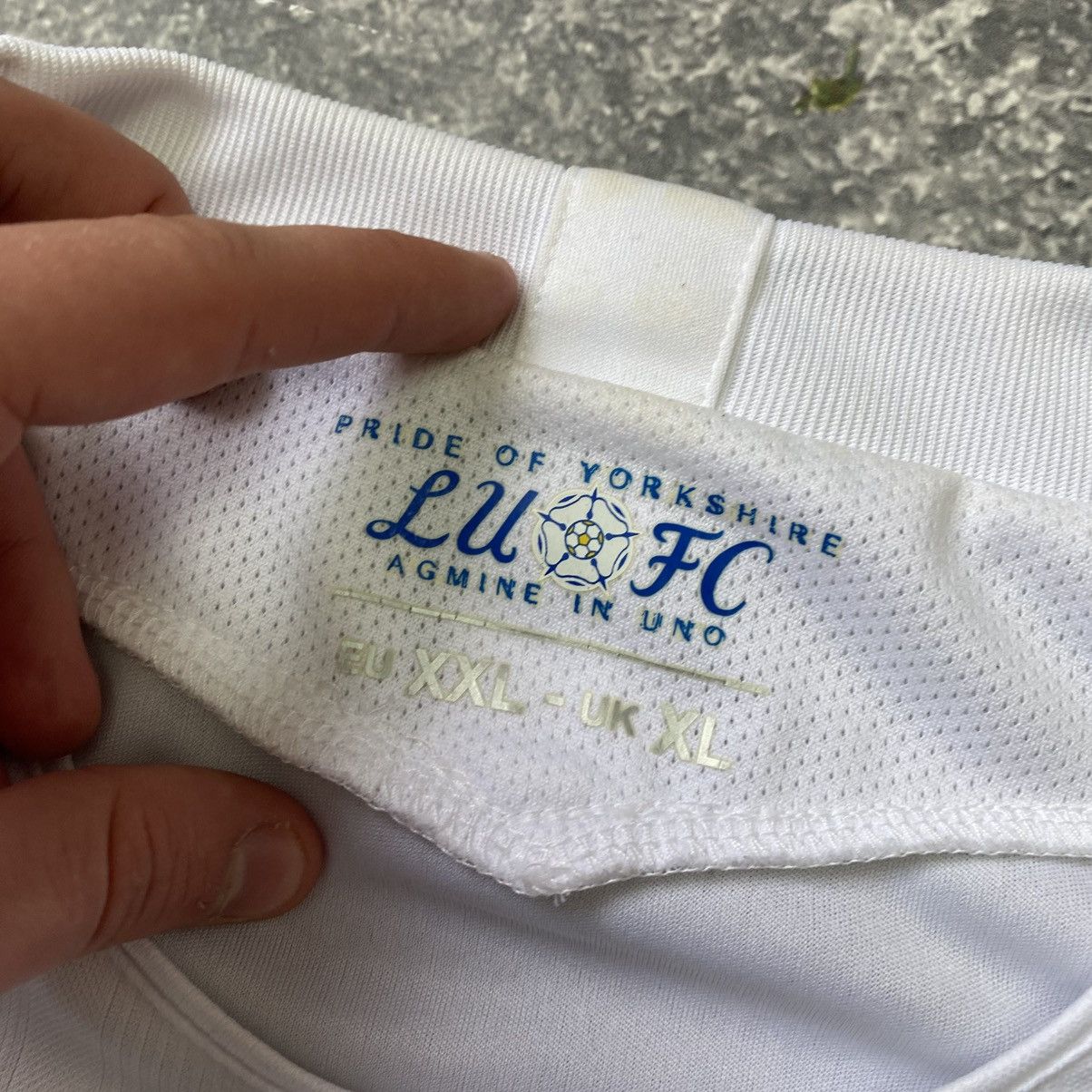 Vintage Vintage Macron Leeds United 00’s big logo soccer jersey Size US XXL / EU 58 / 5 - 8 Thumbnail