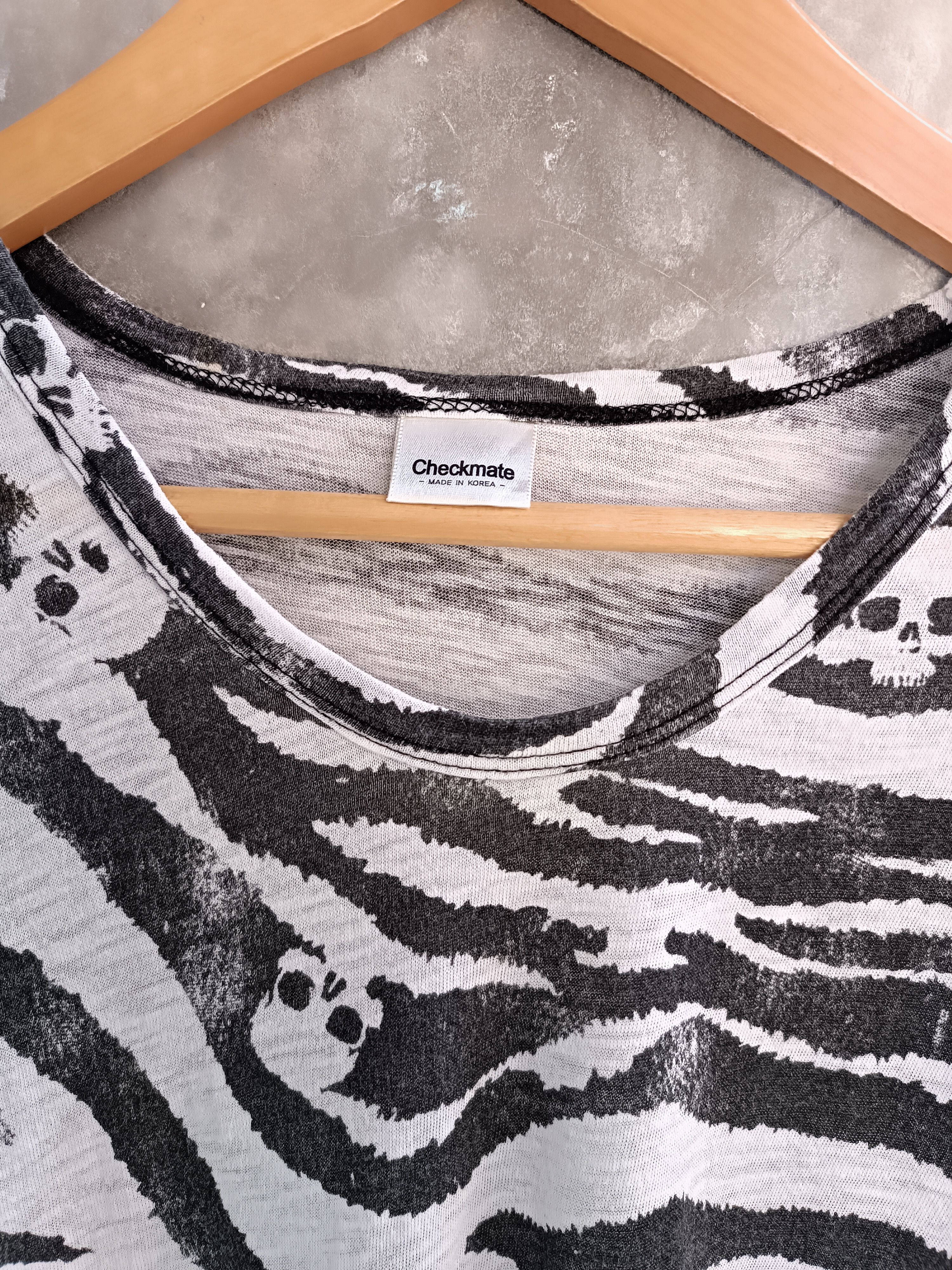 Other ANIMAL PRINT ZEBRA SKULL T SHIRT Size US M / EU 48-50 / 2 - 3 Thumbnail