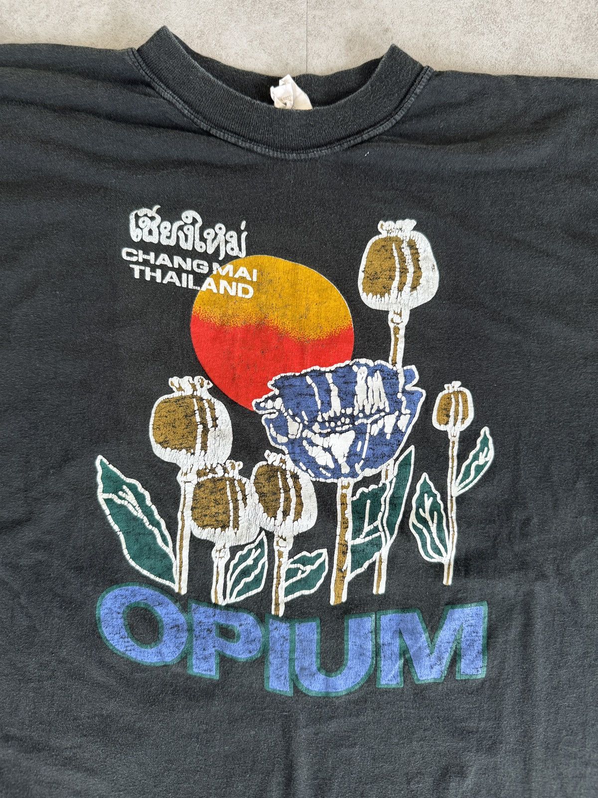 Vintage *RARE*VINTAGE 90s OPIUM CHANG MAI THAILAND TEE Size US XL / EU 56 / 4 - 2 Thumbnail