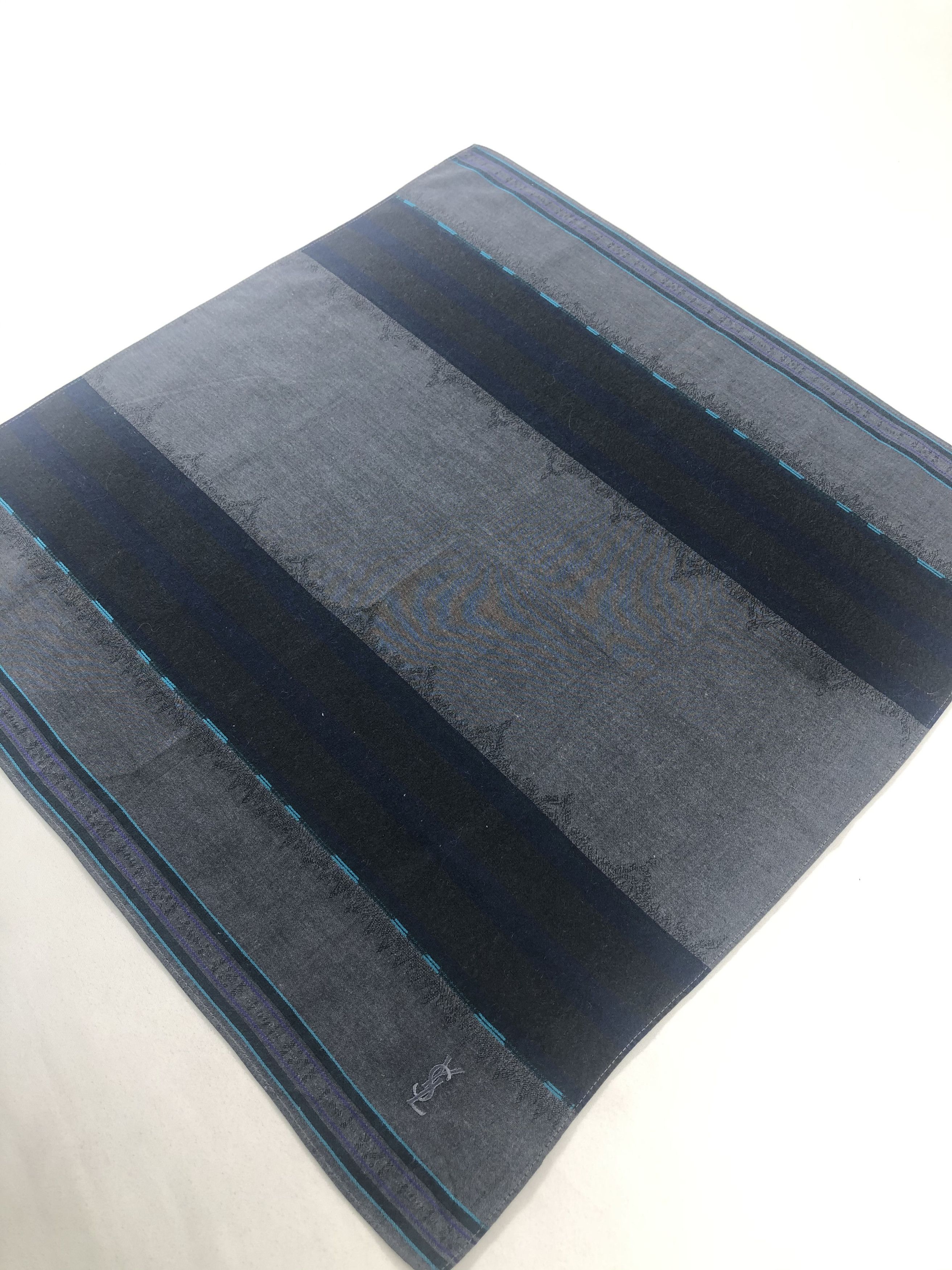 Yves Saint Laurent Yves Saint Laurent Handkerchief / Bandana / Neckerchief Size ONE SIZE - 3 Thumbnail