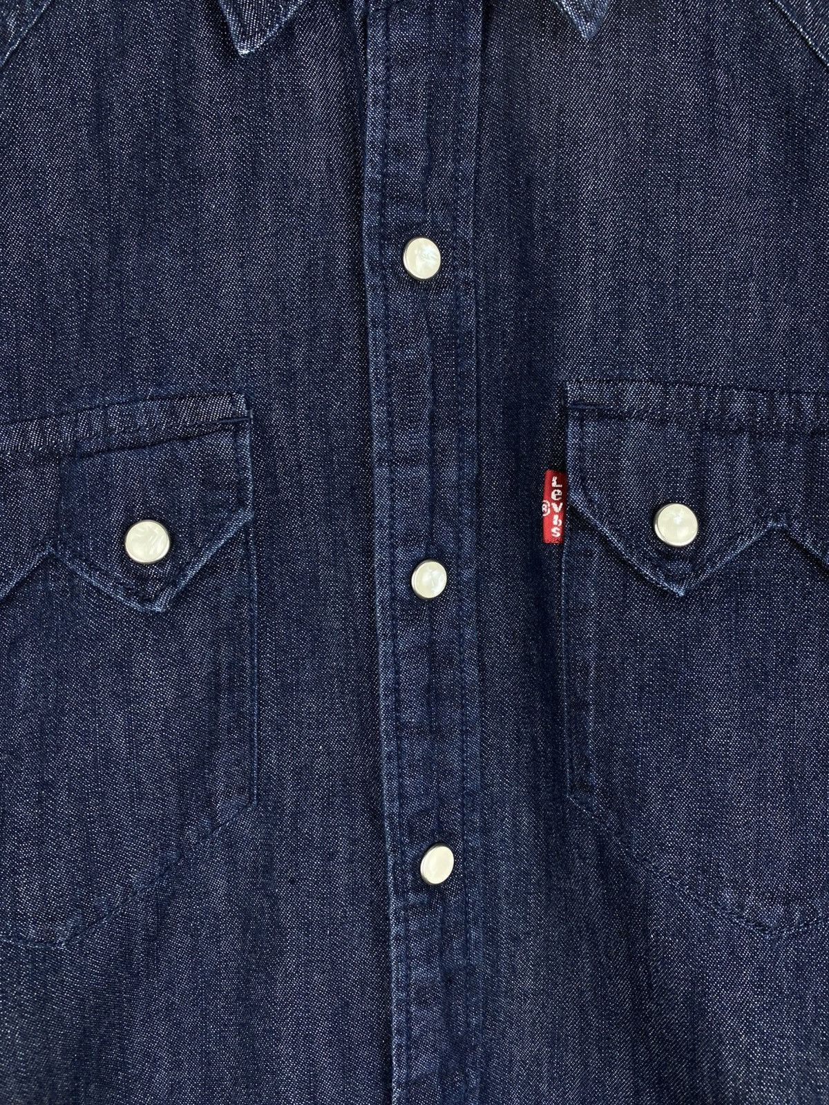 Levi's Levis men’s long sleeve denim button up shirt size S Size US S / EU 44-46 / 1 - 9 Thumbnail