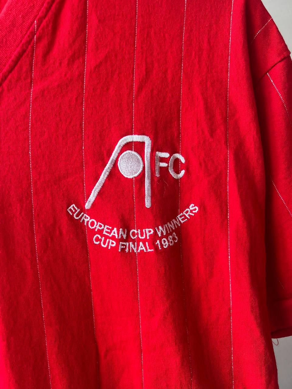 Vintage 1983 ABERDEEN FC ECWC FINAL CUP REMAKE SOCCER JERSEY SHIRT L Size US L / EU 52-54 / 3 - 5 Thumbnail