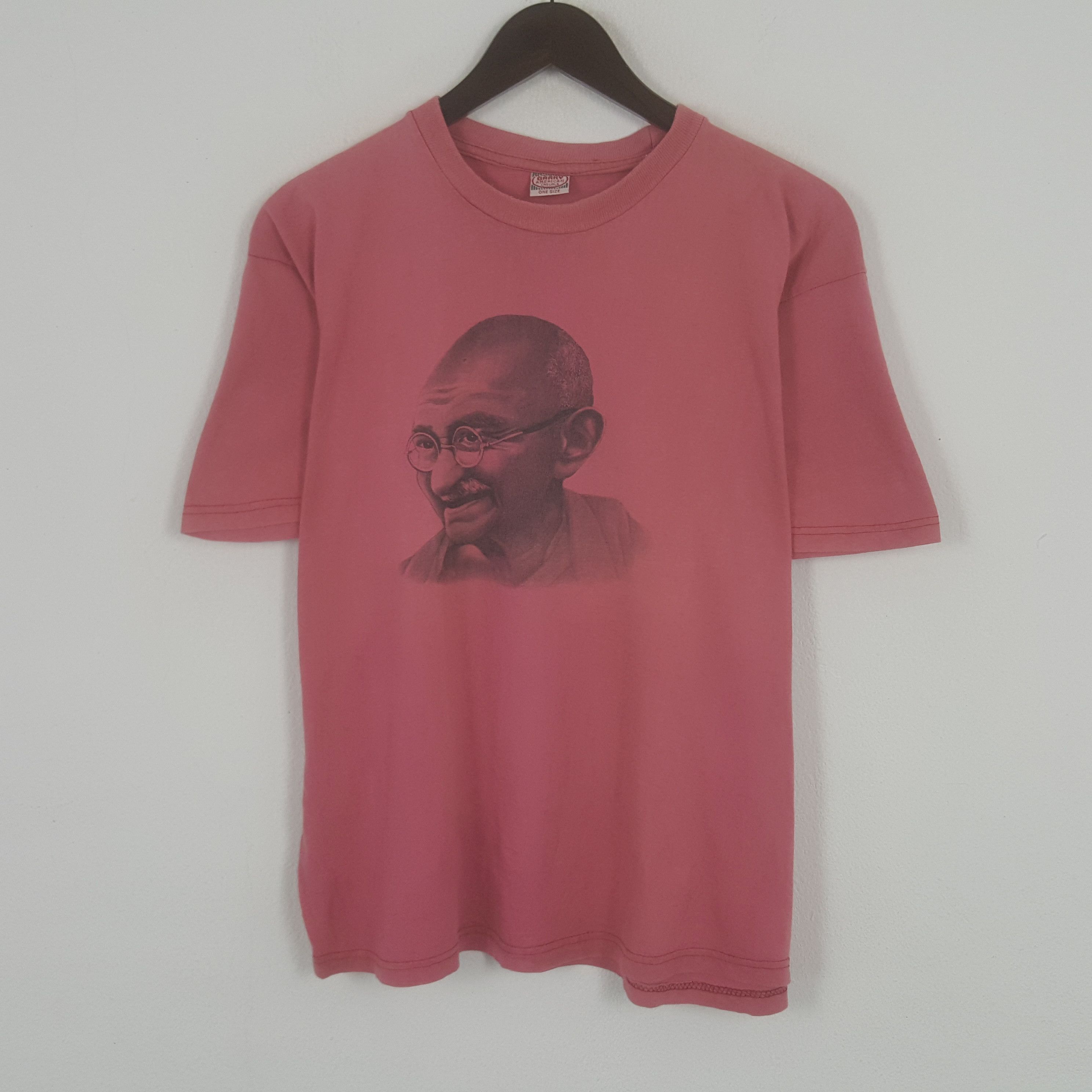 Vintage Vintage Mahatma Gandhi Art Tshirt Size US L / EU 52-54 / 3 - 1 Thumbnail
