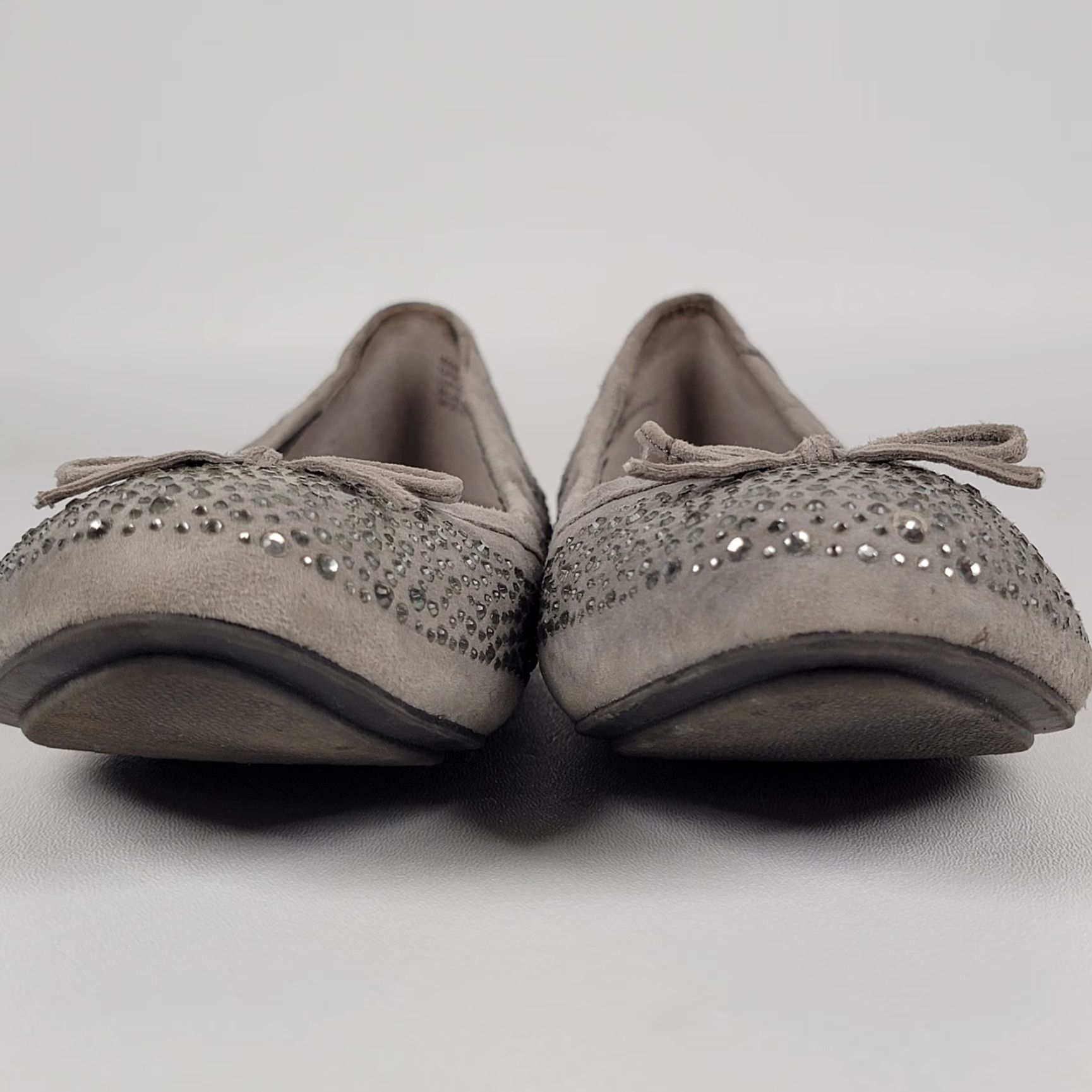 Vintage ME TOO Flat Womens Leather Silver / Gray 8.5 Shoes Women Flats Silver Leather 8.5 Womens Size 8.5 Size US 9 / IT 39 - 3 Thumbnail