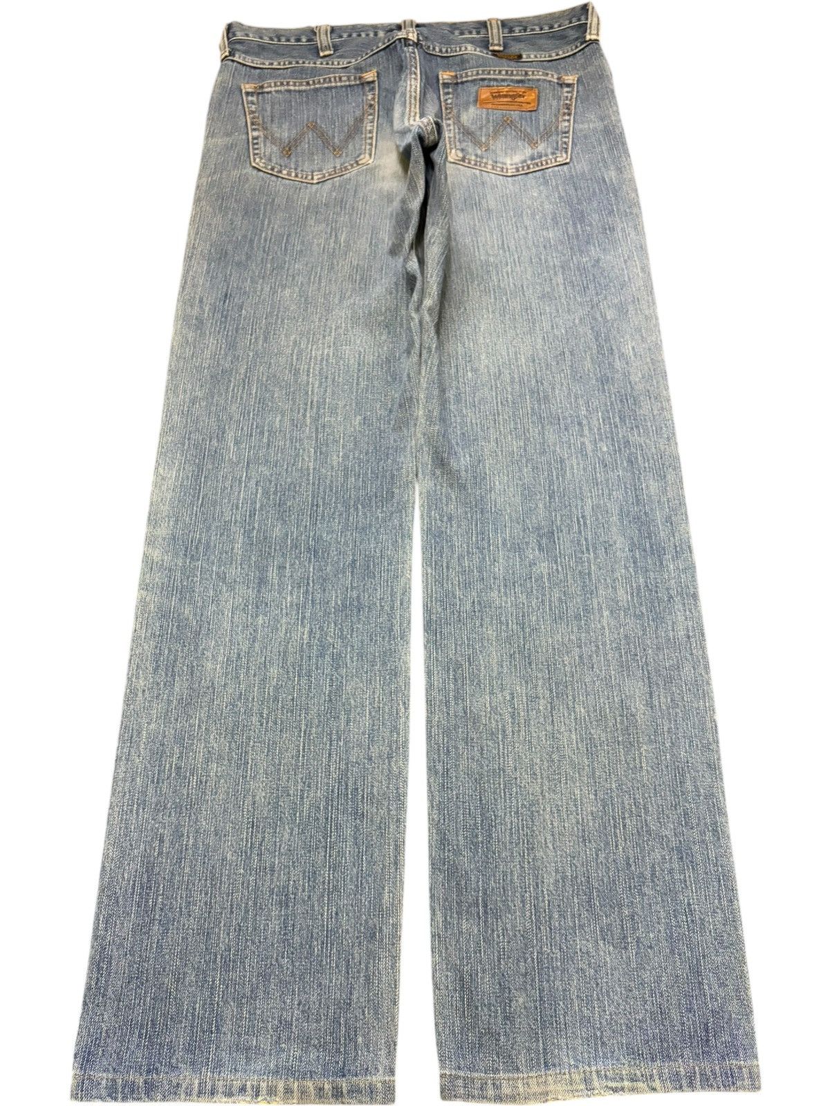 Wrangler Vintage Wrangler Faded Wash Distressed Loose Jeans Size US 33 - 2 Thumbnail