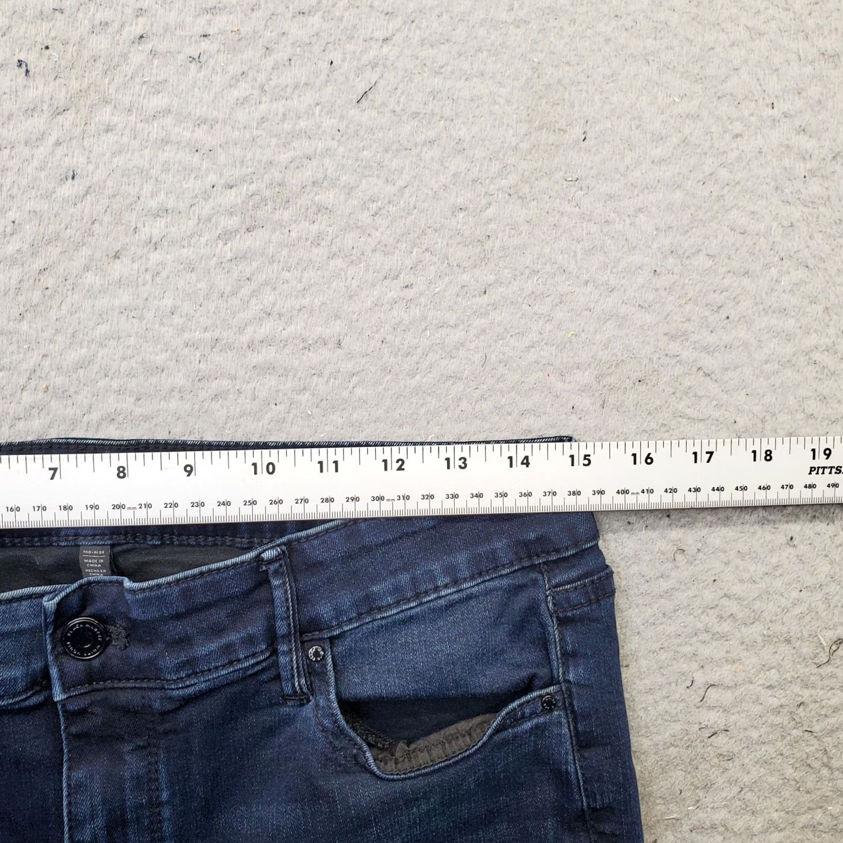 White House Black Market White House Black Market Womens 12P Skinny Jeans Blue Mid Rise Distressed Sequin 5-Pocket Denim Jeans Size 34" / US 12 / IT 48 - 6 Thumbnail