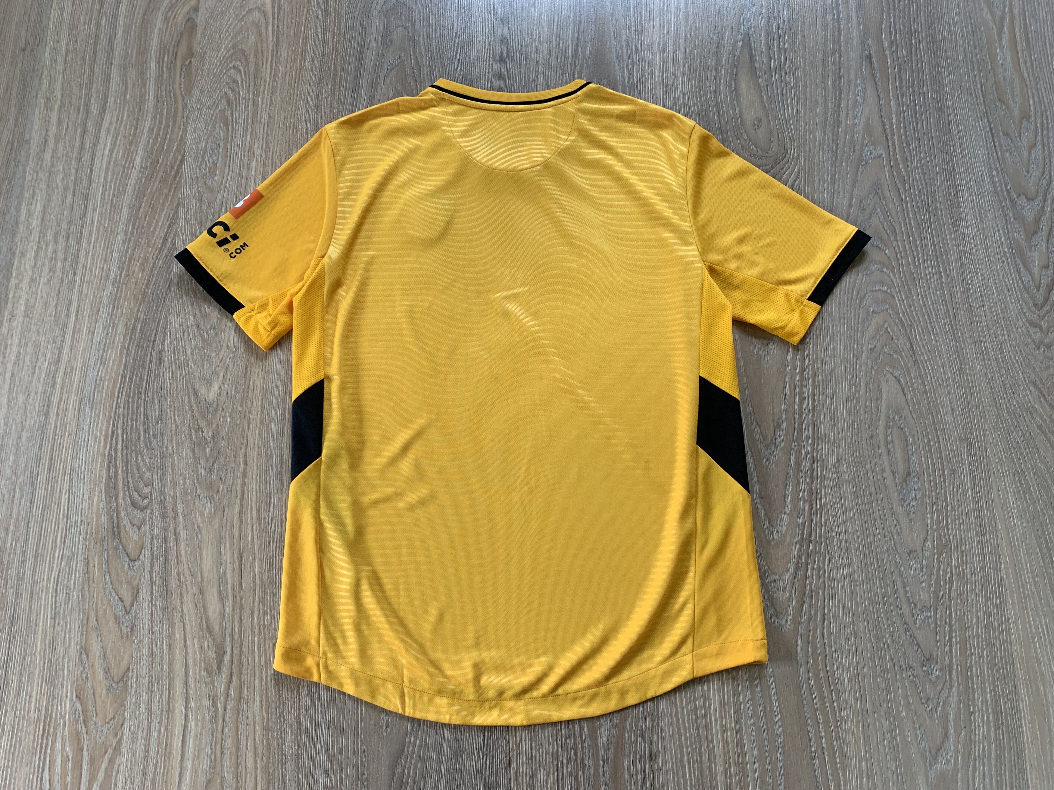 Castore Wolves Castore Home Shirt 2021-2022 Size US L / EU 52-54 / 3 - 2 Thumbnail