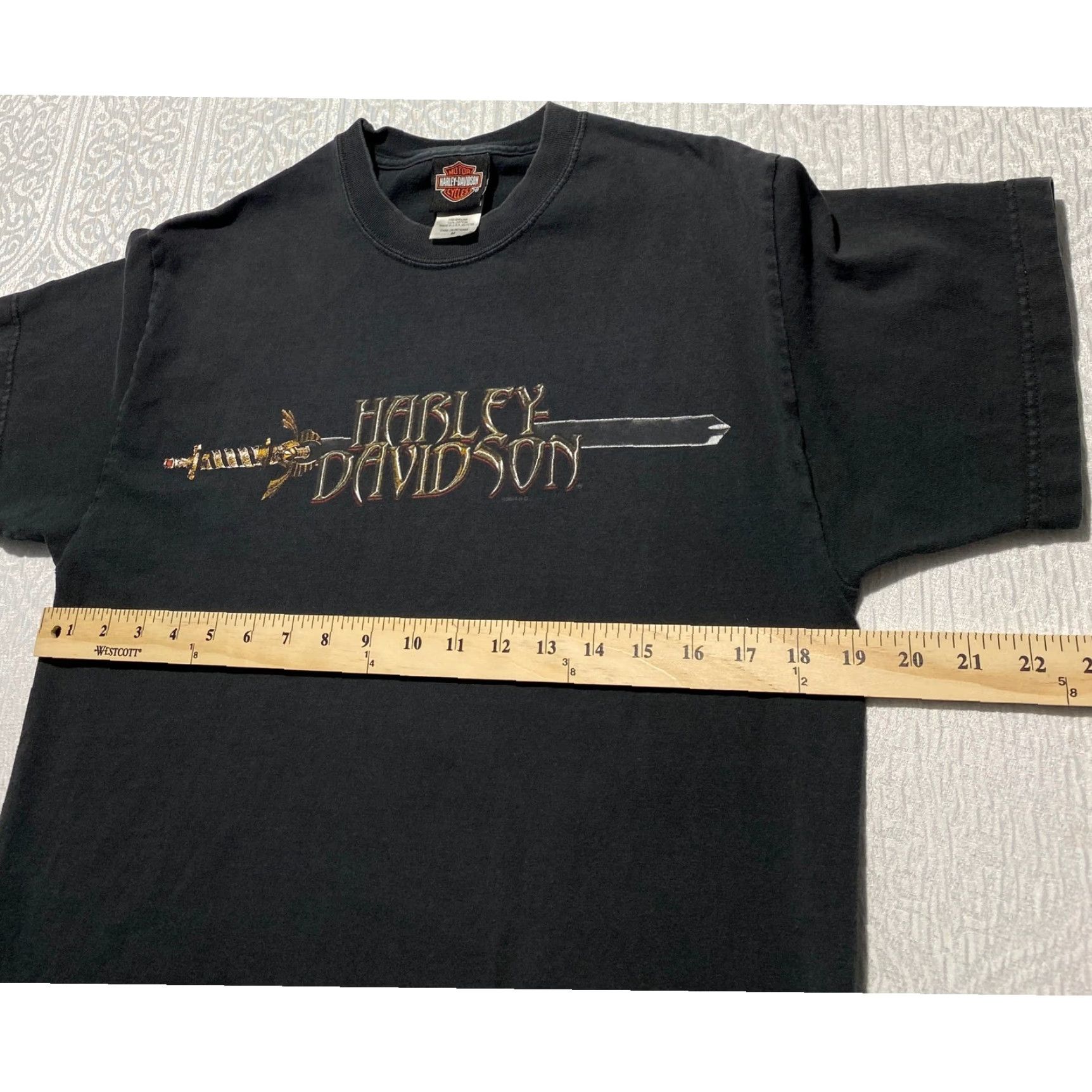 Harley Davidson VINTAGE Harley-Davidson Sword Graphic T-Shirt Mens M Black 2004 Illinois McHenry Shop Harley-Davidson Graphic Tee Grunge Motorcycle Retro Size US M / EU 48-50 / 2 - 4 Thumbnail