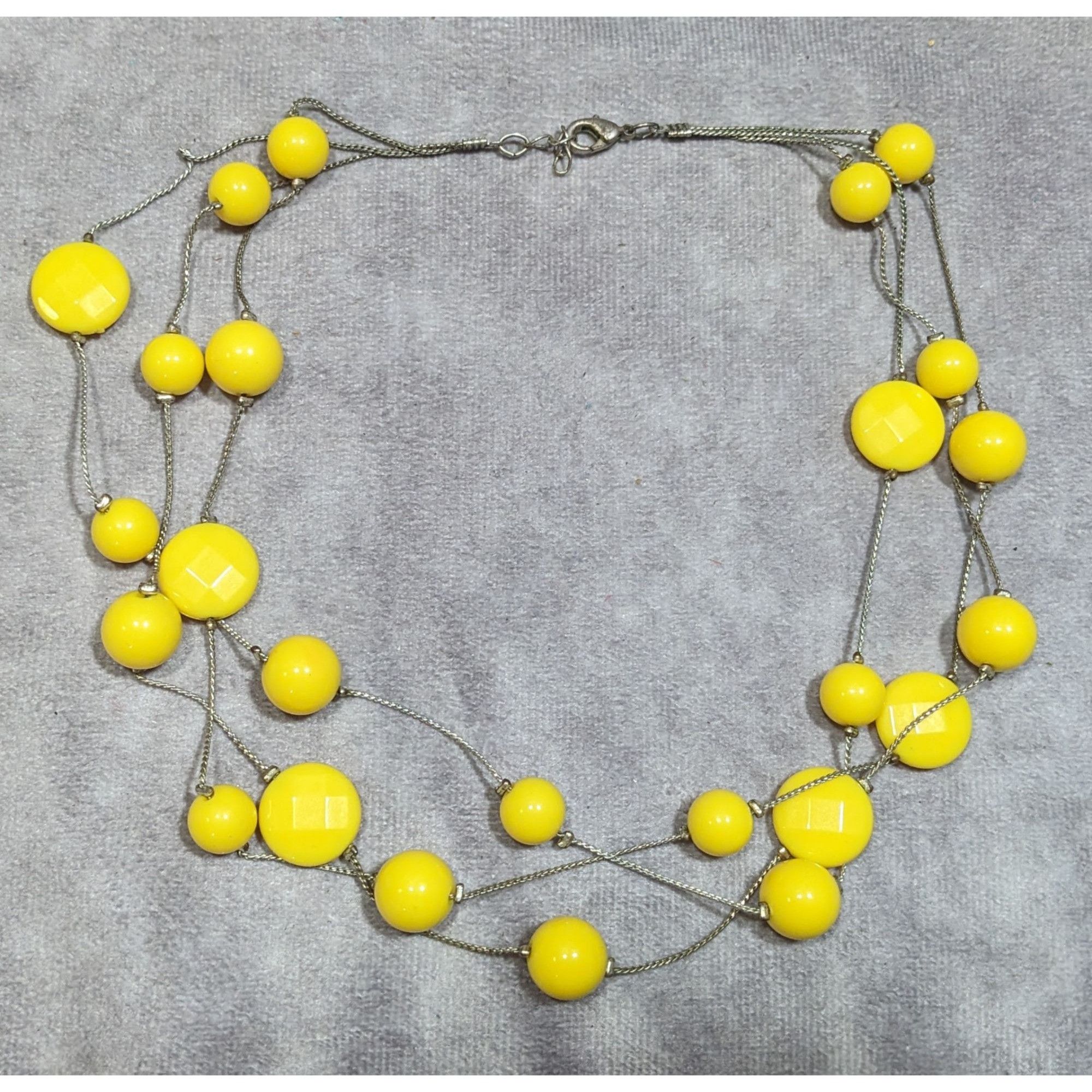 Other Funky Yellow Beaded Silver Chain Floating Necklace Size ONE SIZE - 6 Thumbnail