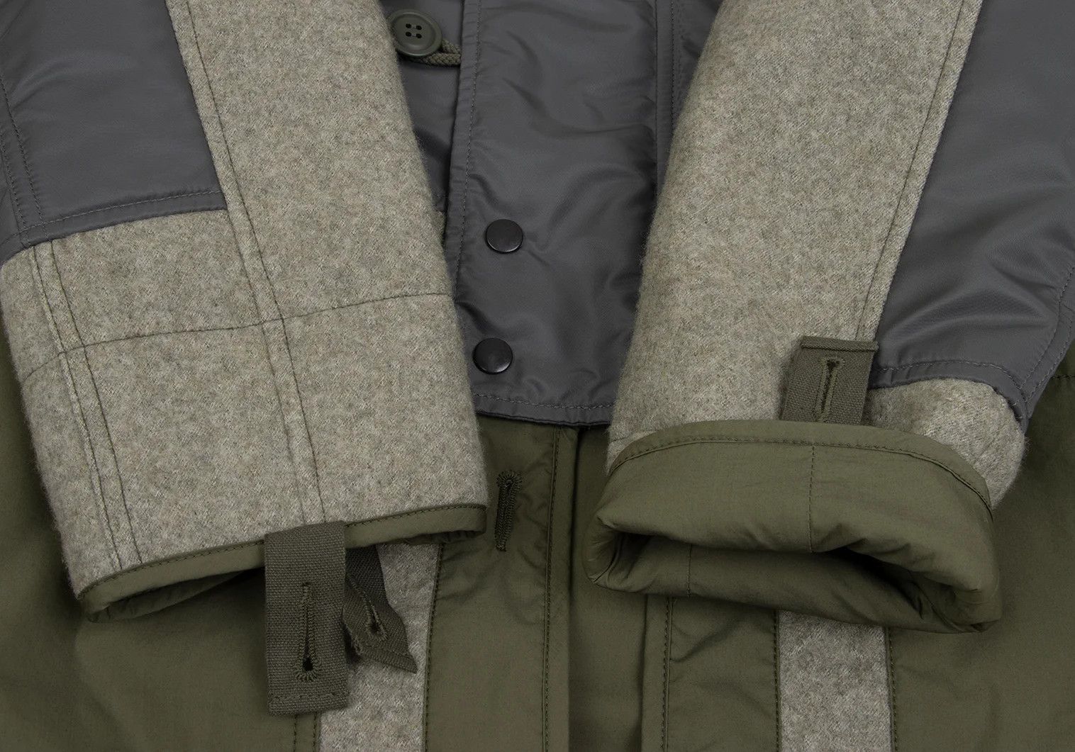 Junya Watanabe Military-Style Fur-Trimmed Hoodie Coat in Khaki Size S Size US S / EU 44-46 / 1 - 4 Thumbnail