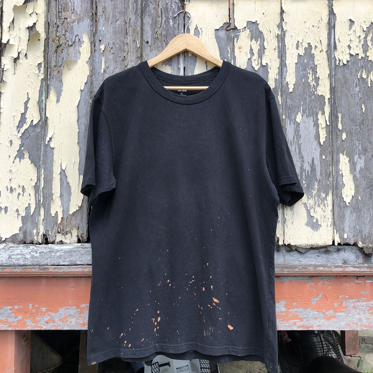 Uniqlo 🔥Steals🔥 Sunfaded Uniqlo x Lemaire Tshirt Size US XL / EU 56 / 4 - 1 Thumbnail