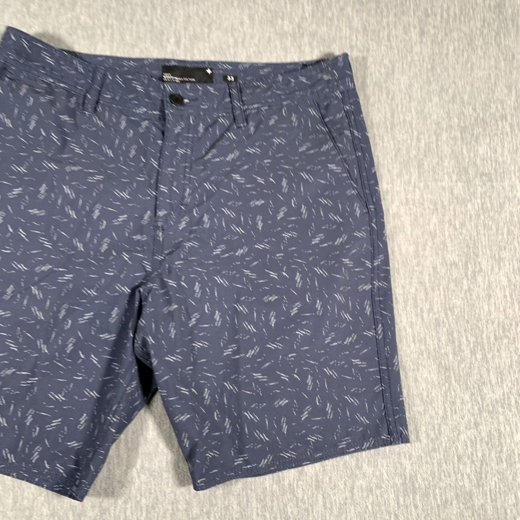 Tavik Tavik Mens Shorts 33 Blue Modern Beach Casual Stretch 10in Inseam Quick Dry Pockets Flat Front Size US 33 - 2 Thumbnail