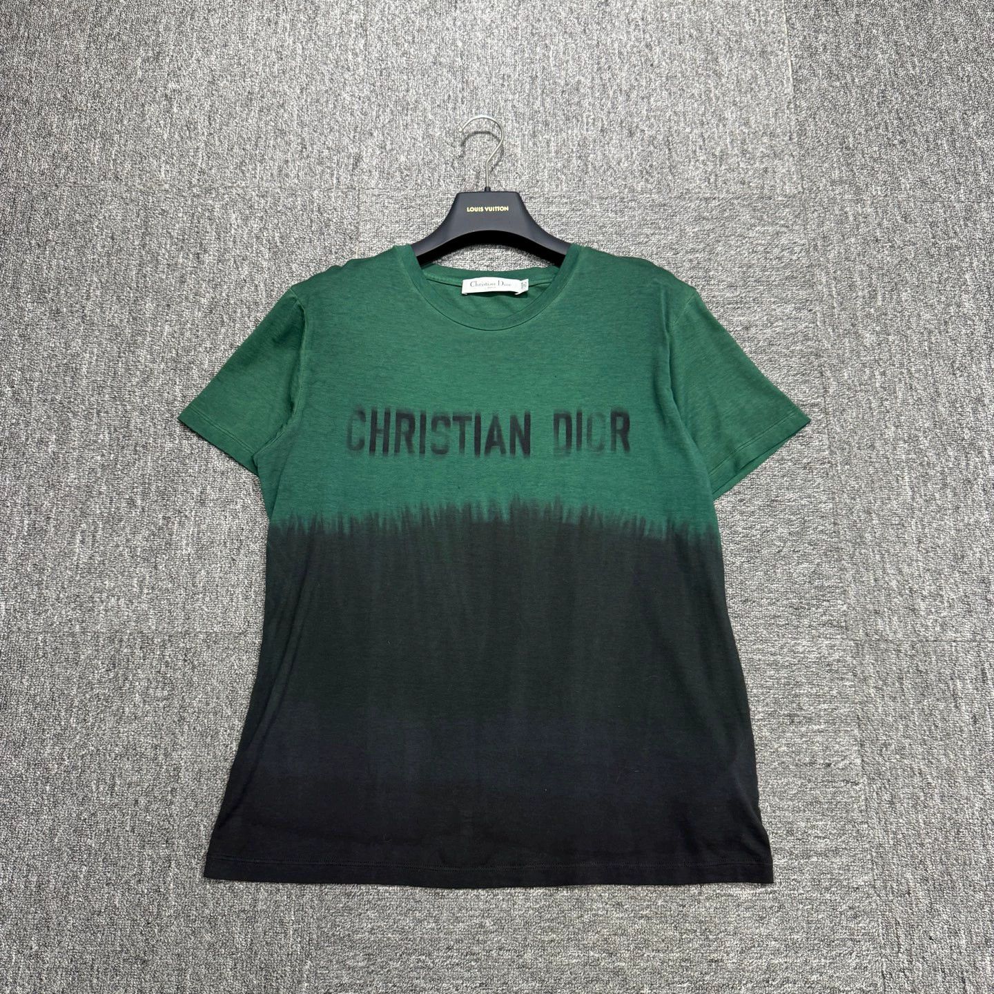 Dior Dior Gradient Slogan Short Sleeve Tee Wmn's L 98N Size L / US 10 / IT 46 - 1 Thumbnail