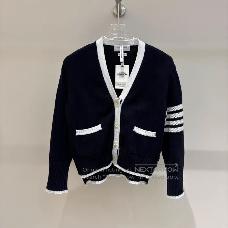 Thom Browne Thom Browne Striped V-Neck Single Breasted Long Sleeve Kni Size M / US 6-8 / IT 42-44 - 1 Thumbnail