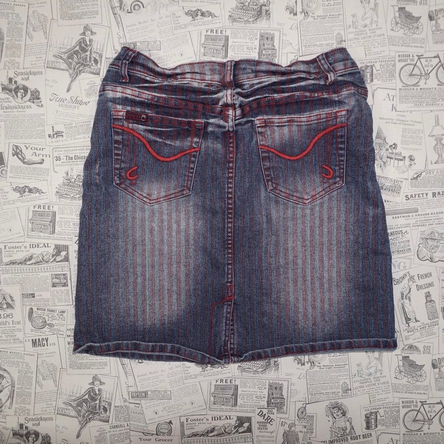 Vintage 5/6 - Vintage Y2K Crest denim stripe blue/red 2000s skirt Size 22" - 1 Thumbnail