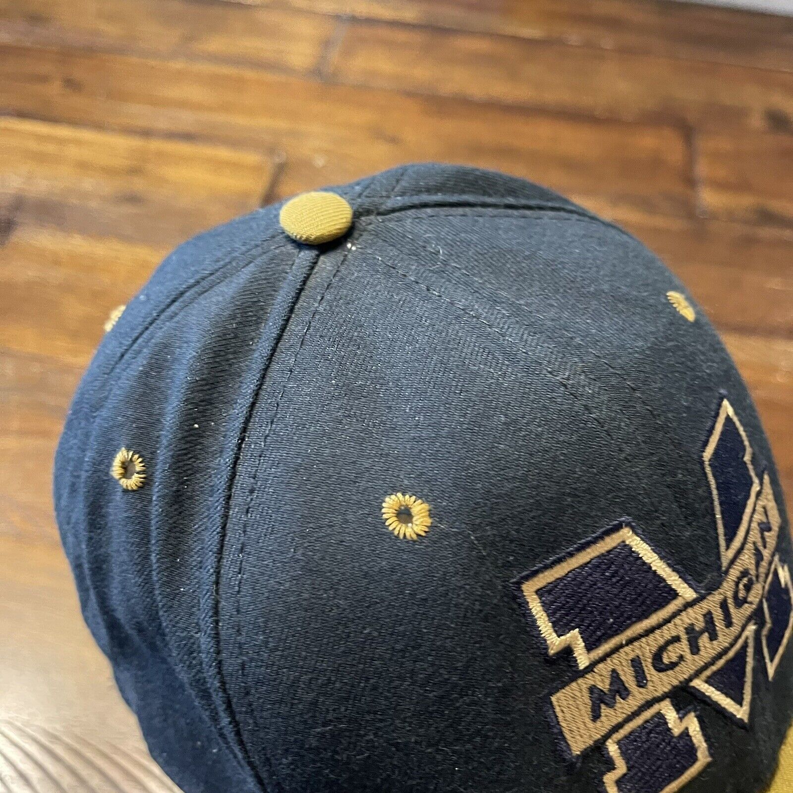 New Era Vintage 90’s NEW ERA Michigan Wolverines SnapBack Hat GUC Size ONE SIZE - 5 Thumbnail