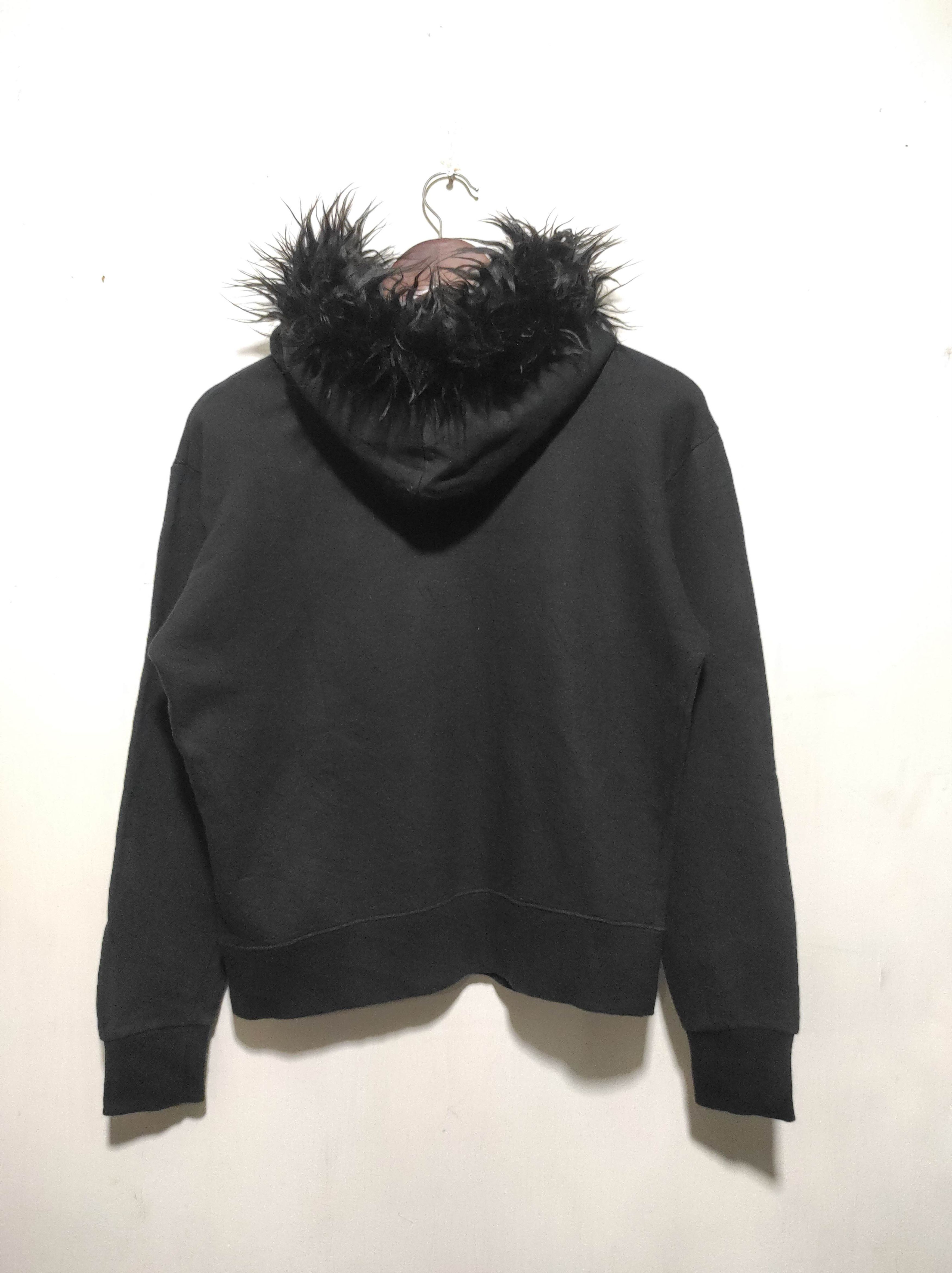 Maison Kitsune Maison Kitsune Fur Hoodie LGB style Size US S / EU 44-46 / 1 - 10 Thumbnail