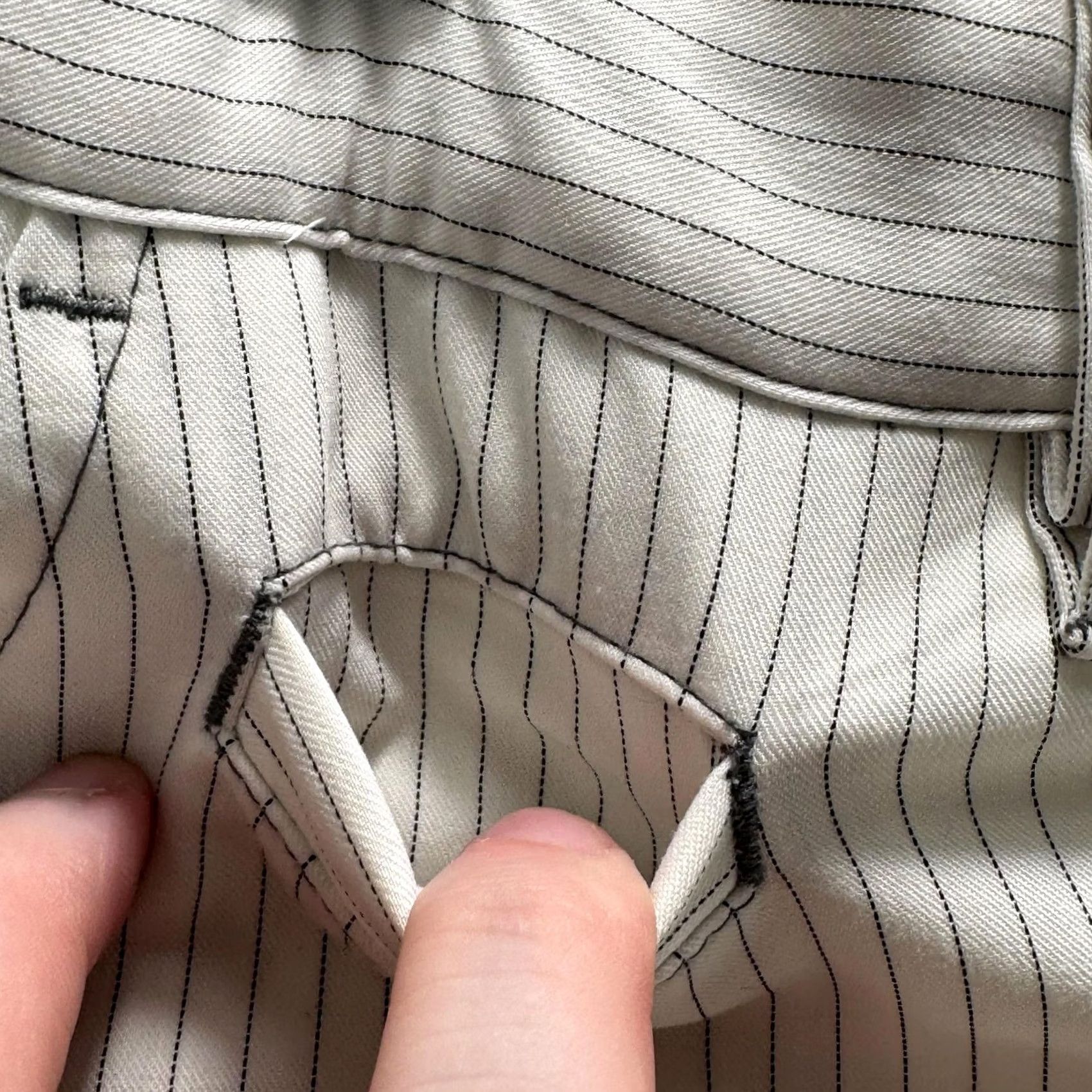 TravisMathew Travis Mathew Shorts Mens 38 Beige Stripe Chino Flat Front Golf Stretch 6 Inseam Size US 38 / EU 54 - 4 Thumbnail