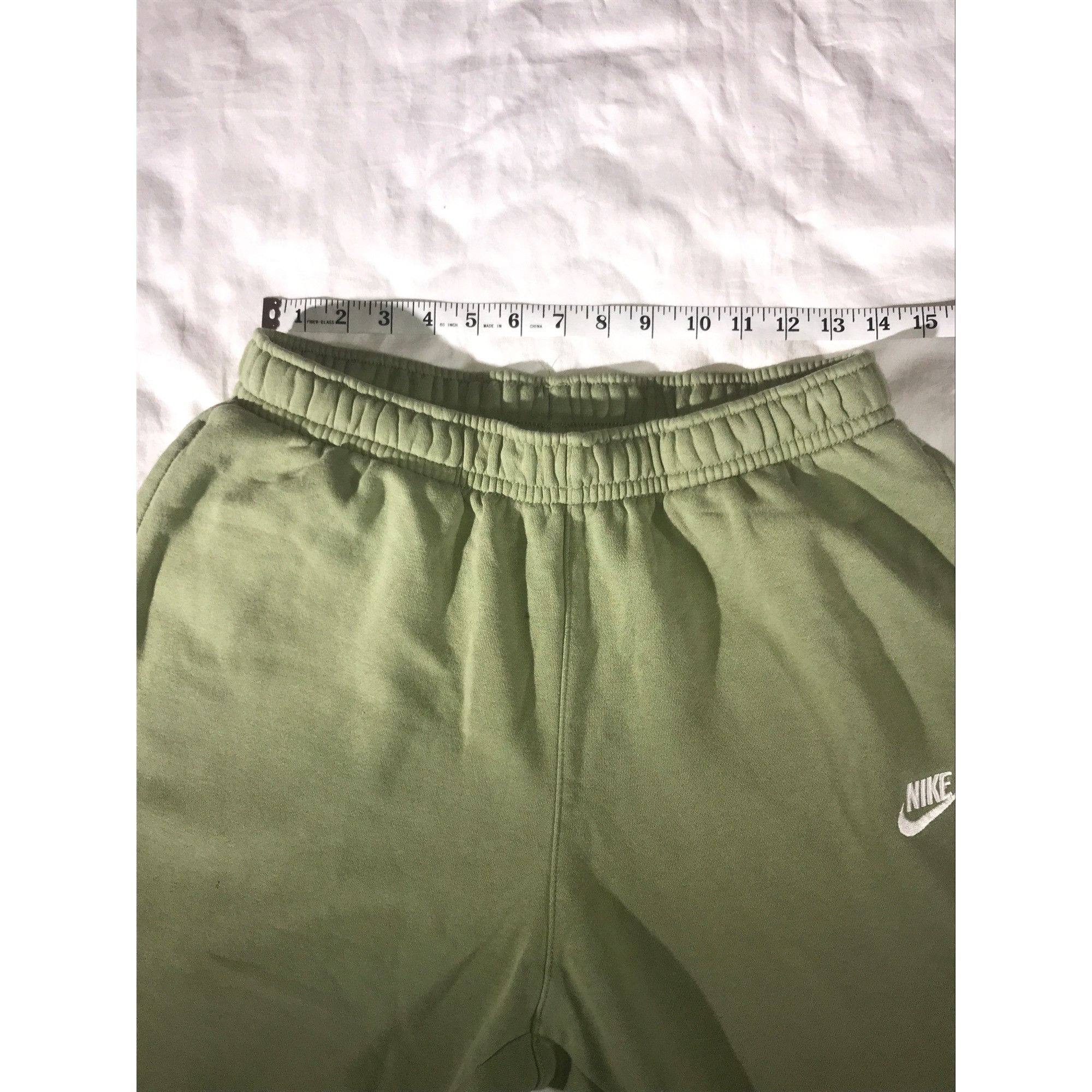 Nike Nike Sportswear Club Green Fleece Jogger Sweatpants BV2671 Size US 28 / EU 44 - 5 Thumbnail