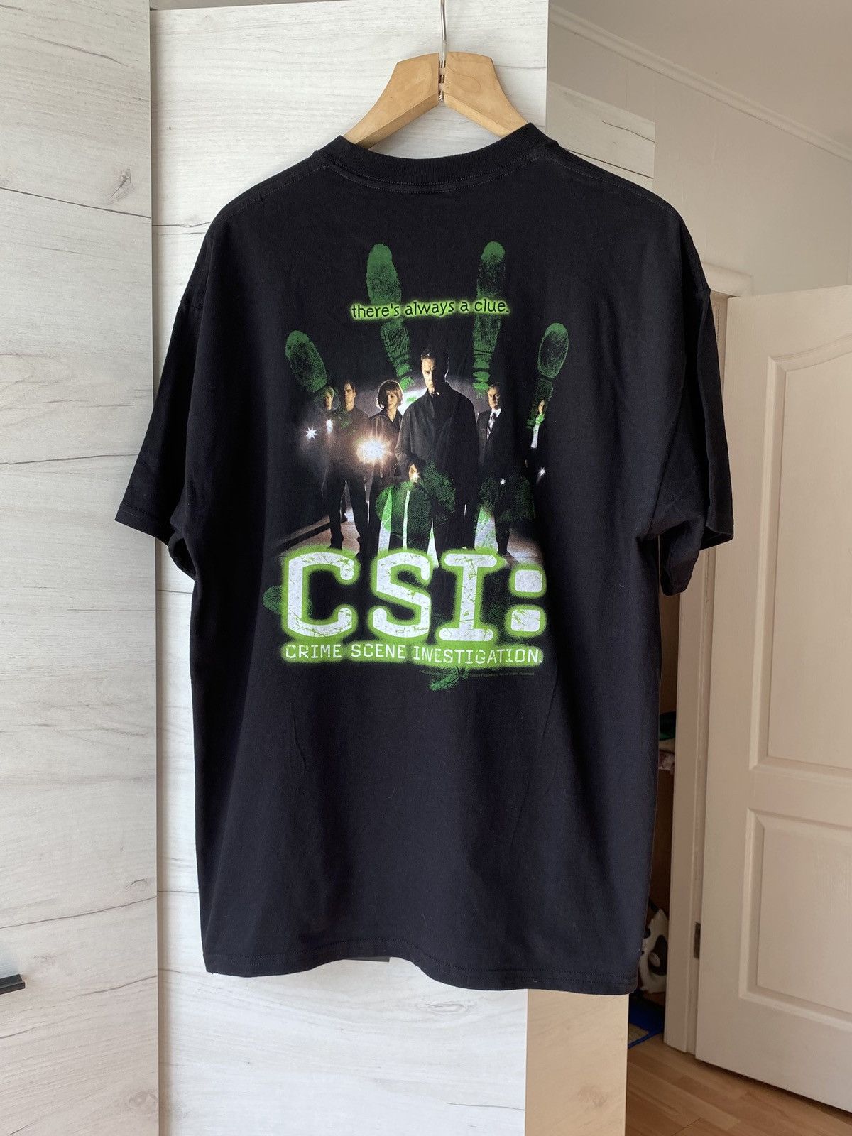 The Unbranded Brand Vintage 2001 CSI Crime SceneInvestigation TV Show Promo Tee Size US XL / EU 56 / 4 - 1 Thumbnail