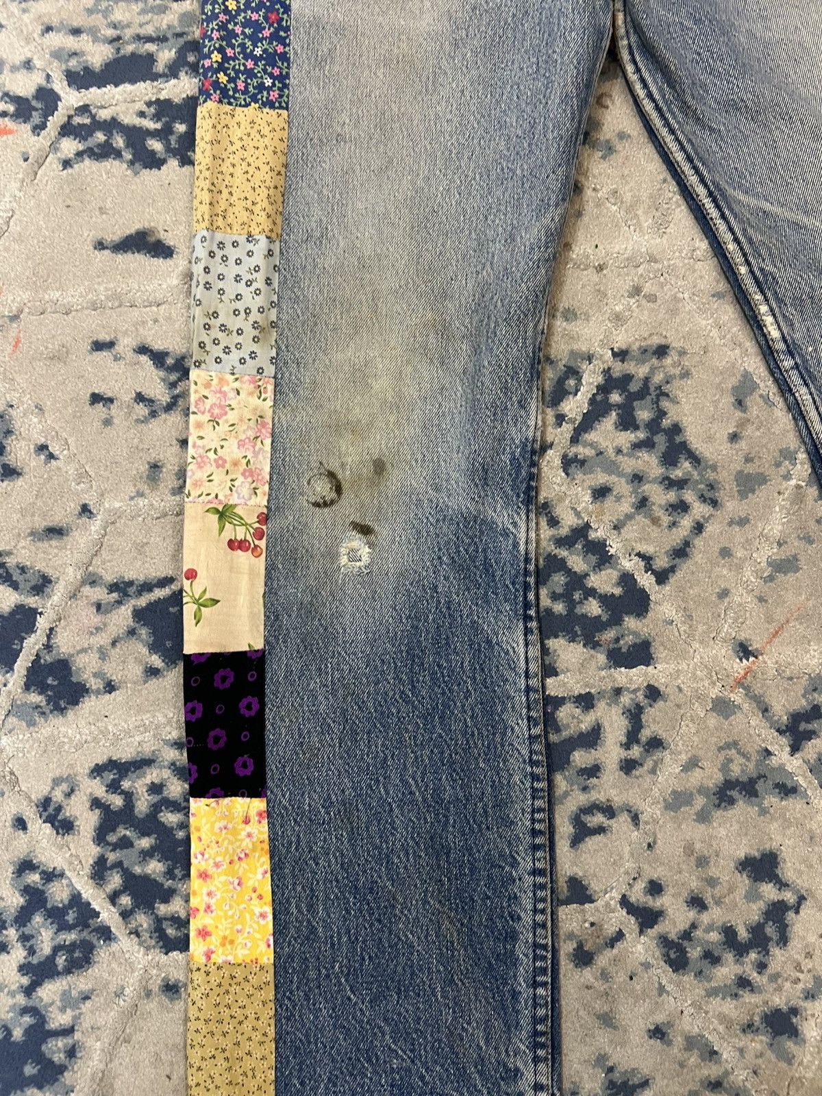 Vintage Vintage Levis 501 Big E Distressed Denim Jeans Size US 30 / EU 46 - 4 Thumbnail