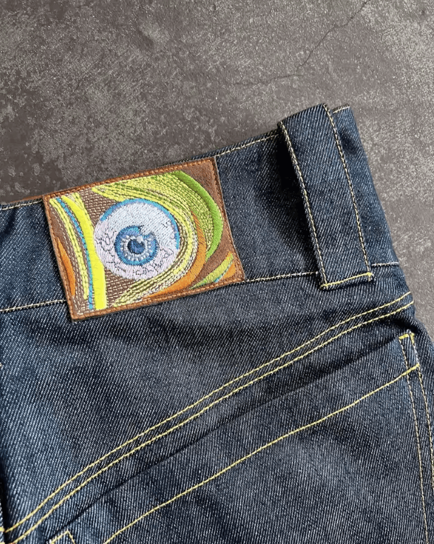 Japanese Brand × Vintage Custom Embroidery Jeans y2k wide leg baggy cargo Size US 34 / EU 50 - 2 Thumbnail