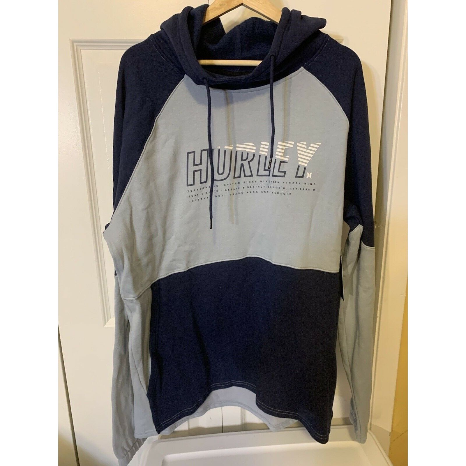 Hurley New Hurley Men's Sz XL Blue Gray Color Block Pullover Hoodie Size US XL / EU 56 / 4 - 6 Thumbnail