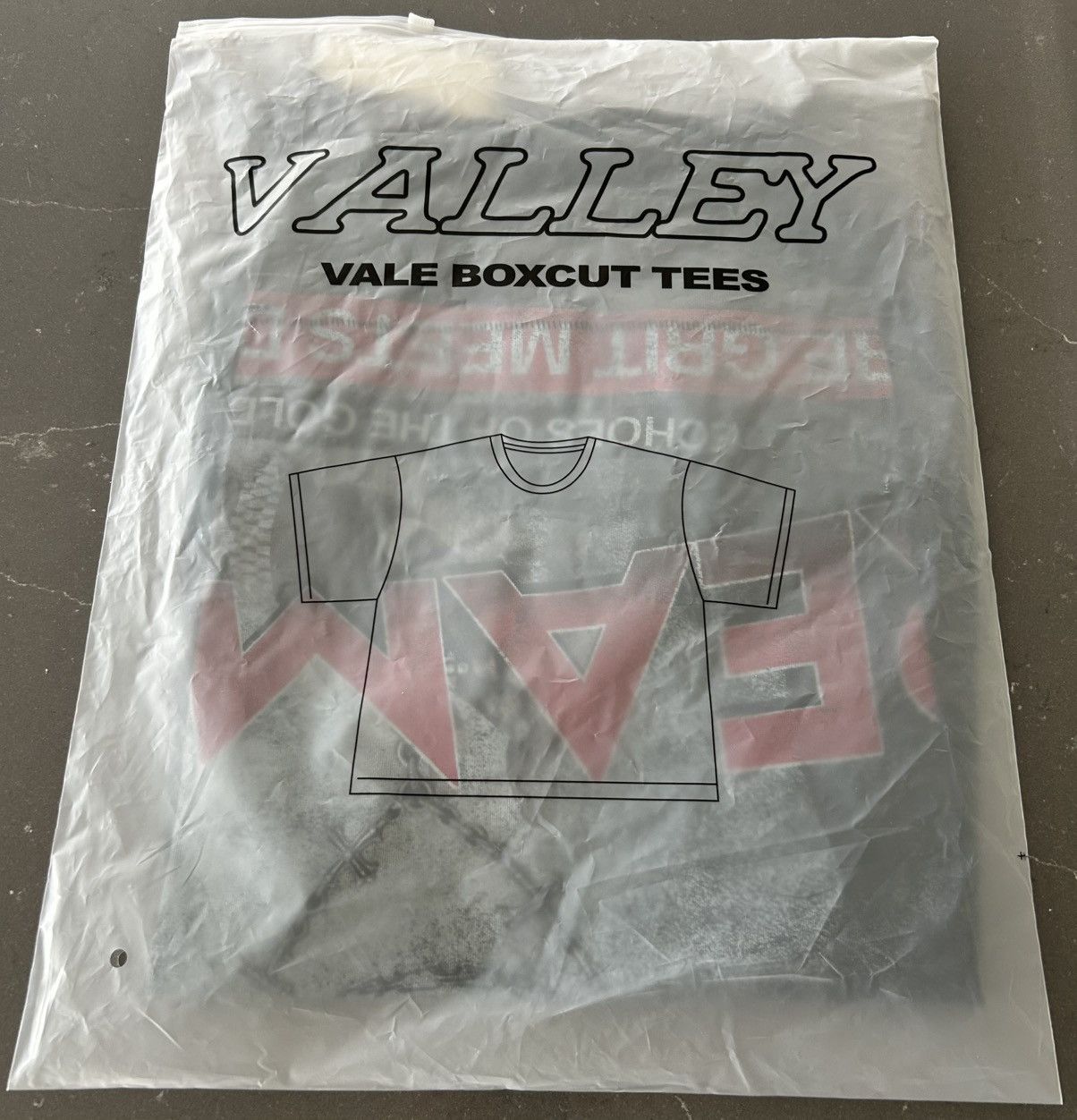 Vale Vale Makavale Tupac Tee Size US M / EU 48-50 / 2 - 6 Thumbnail
