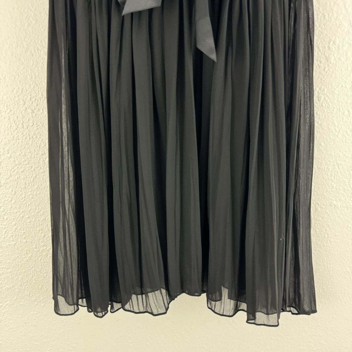 Victoria's Secret VICTORIAS SECRET Black Satin Bow Pleated Lace Babydoll Slip Size M / US 6-8 / IT 42-44 - 7 Thumbnail