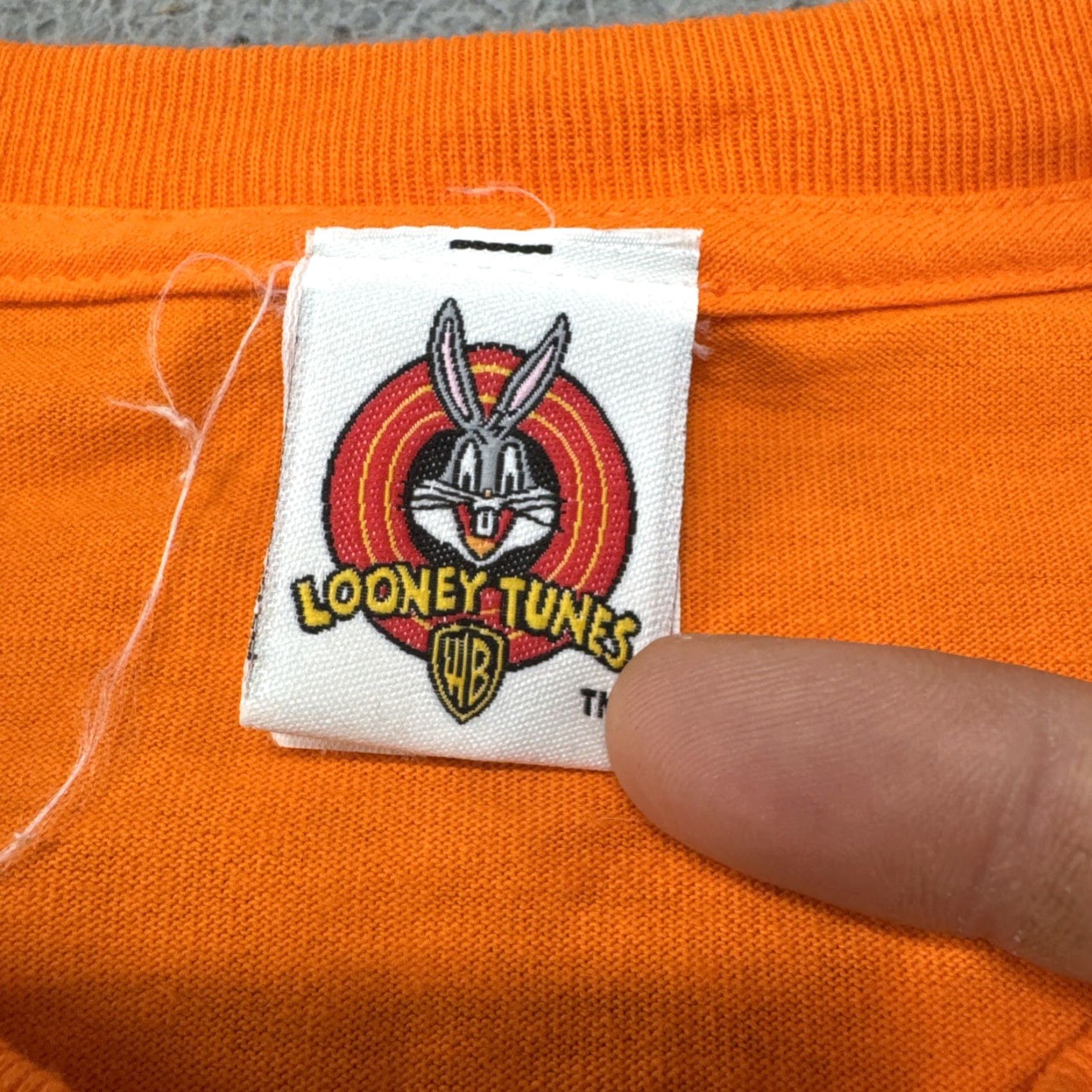 Vintage VINTAGE Looney Tunes Shirt Mens Size L Orange 90s Blazin Taz Flames Biker Dragon Graphic Tee Size US L / EU 52-54 / 3 - 5 Thumbnail