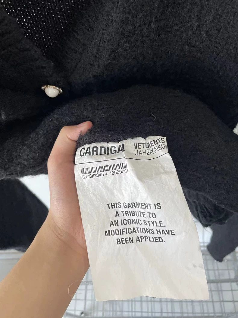 Vetements Vetements Unisex black oversized cardigan 19 diamond wool Size US M / EU 48-50 / 2 - 3 Thumbnail