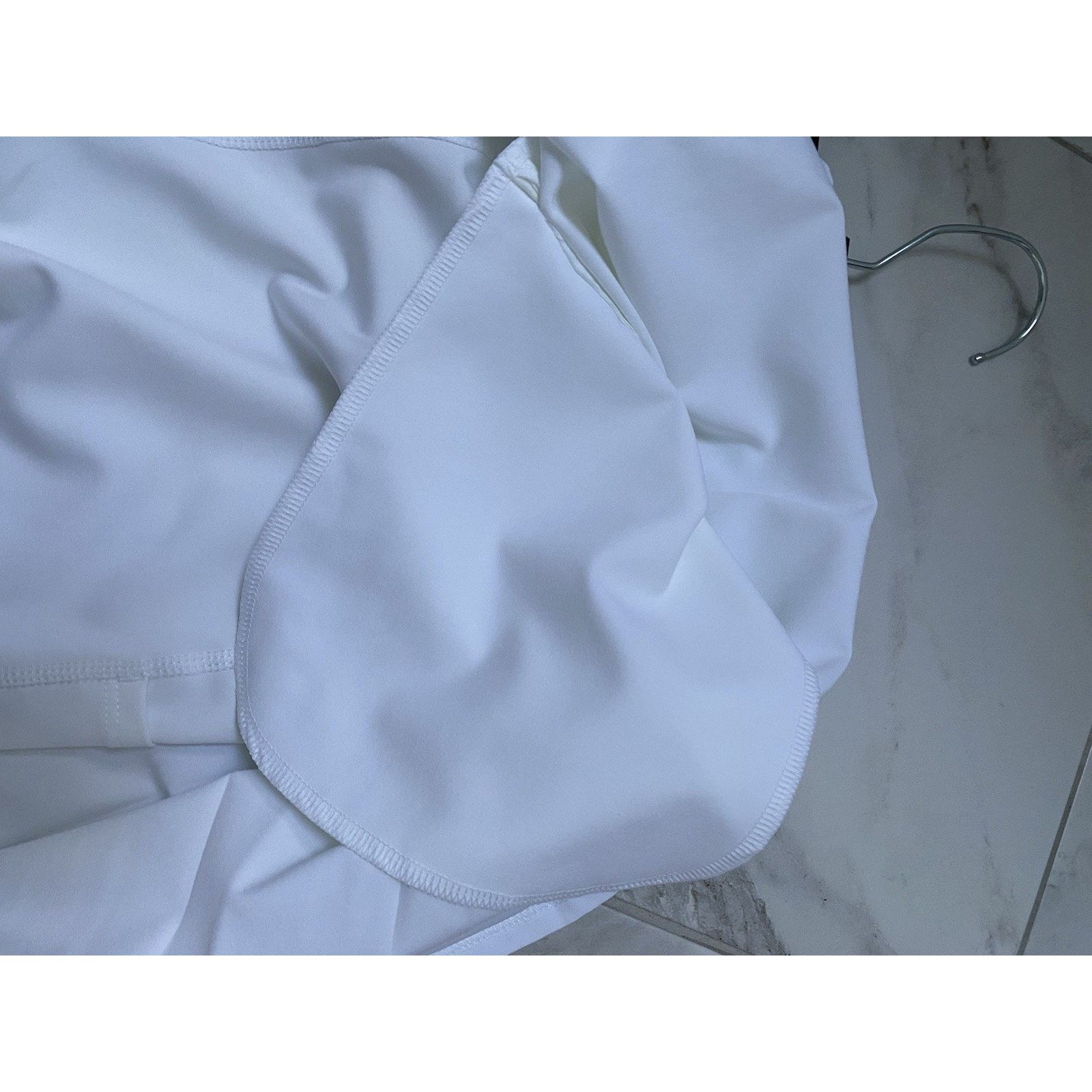 Lacoste Lacoste Sport Skirt Wht Sz 8/40 NWT Size 30" / US 8 / IT 44 - 4 Thumbnail