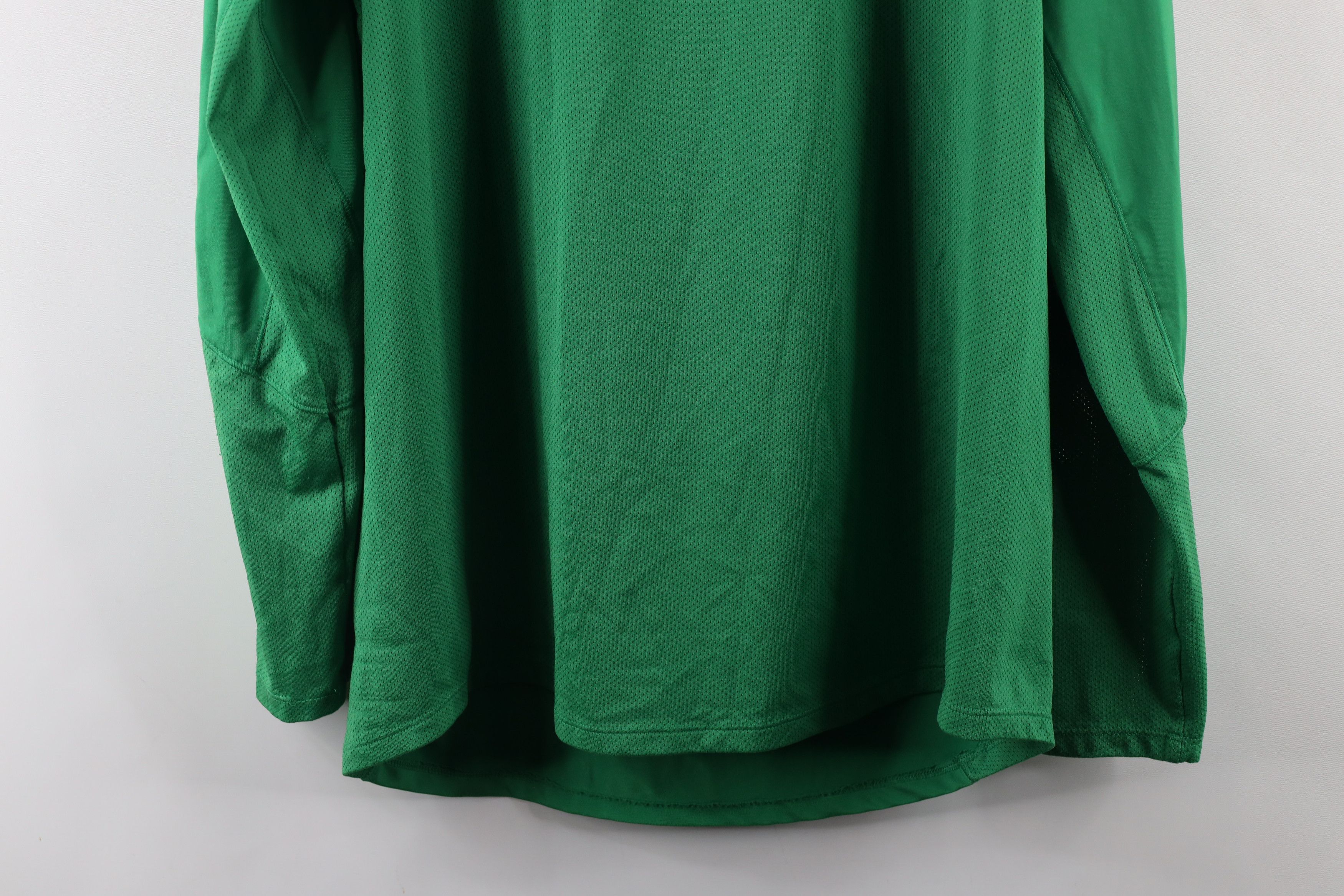 Under Armour × Vintage Under Armour Knit Notre Dame University Long Sleeve T-Shirt Size US L / EU 52-54 / 3 - 14 Thumbnail
