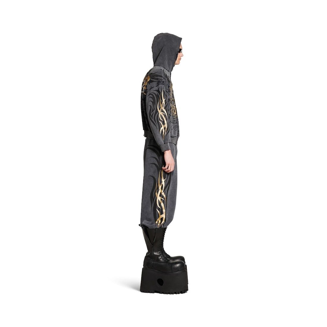 Balenciaga o1tr1nto0426 Tacky Gold Baggy Sweatpants & Joggers in Black Size US 30 / EU 46 - 3 Thumbnail