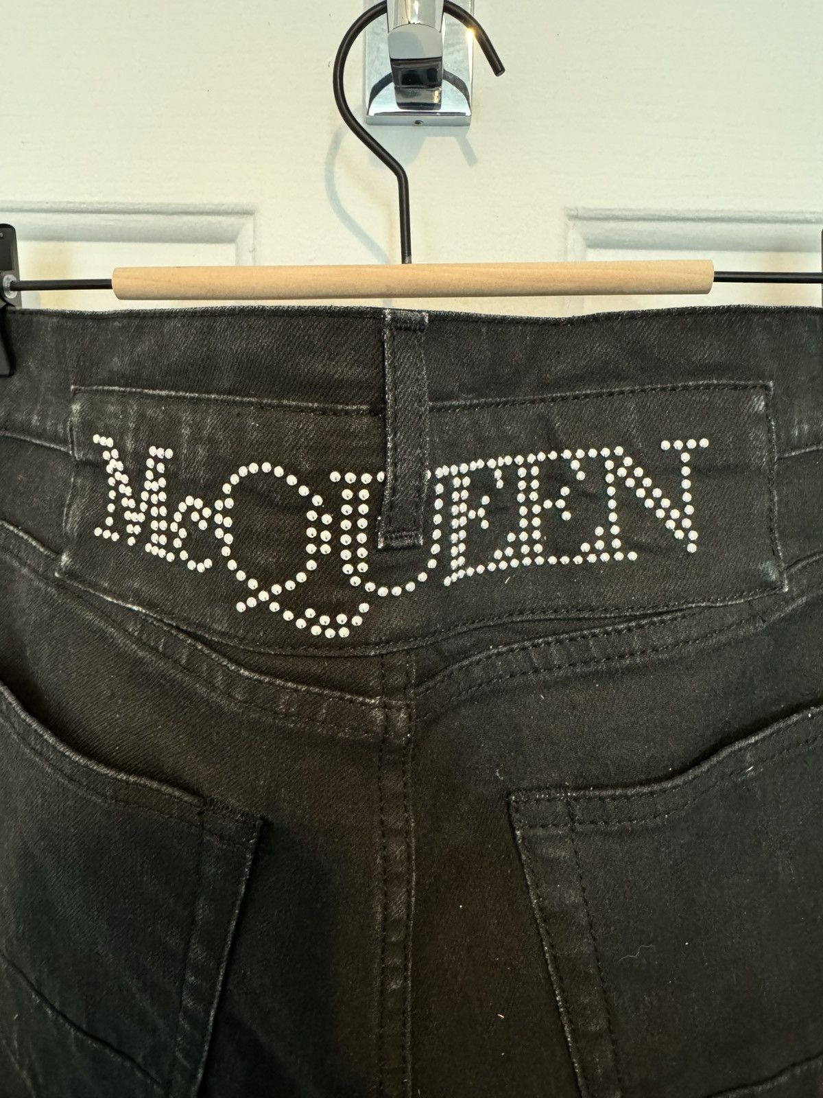 Alexander McQueen Alexander McQueen slim denim jeans black 30 x 32 Size US 30 / EU 46 - 2 Thumbnail