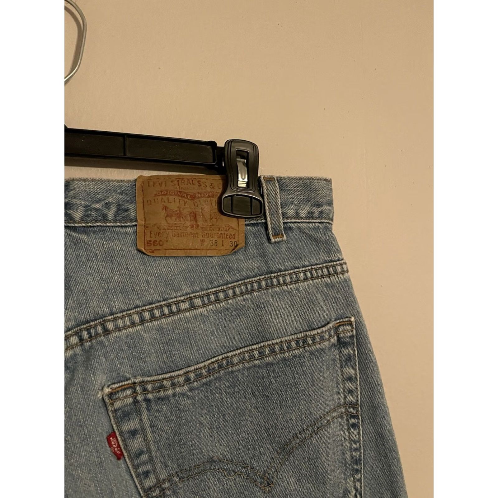 Levi's VINTAGE Levi's 560 Y2K Loose Fit Denim Jeans Made in USA Men's 37x30 Size US 37 - 2 Thumbnail