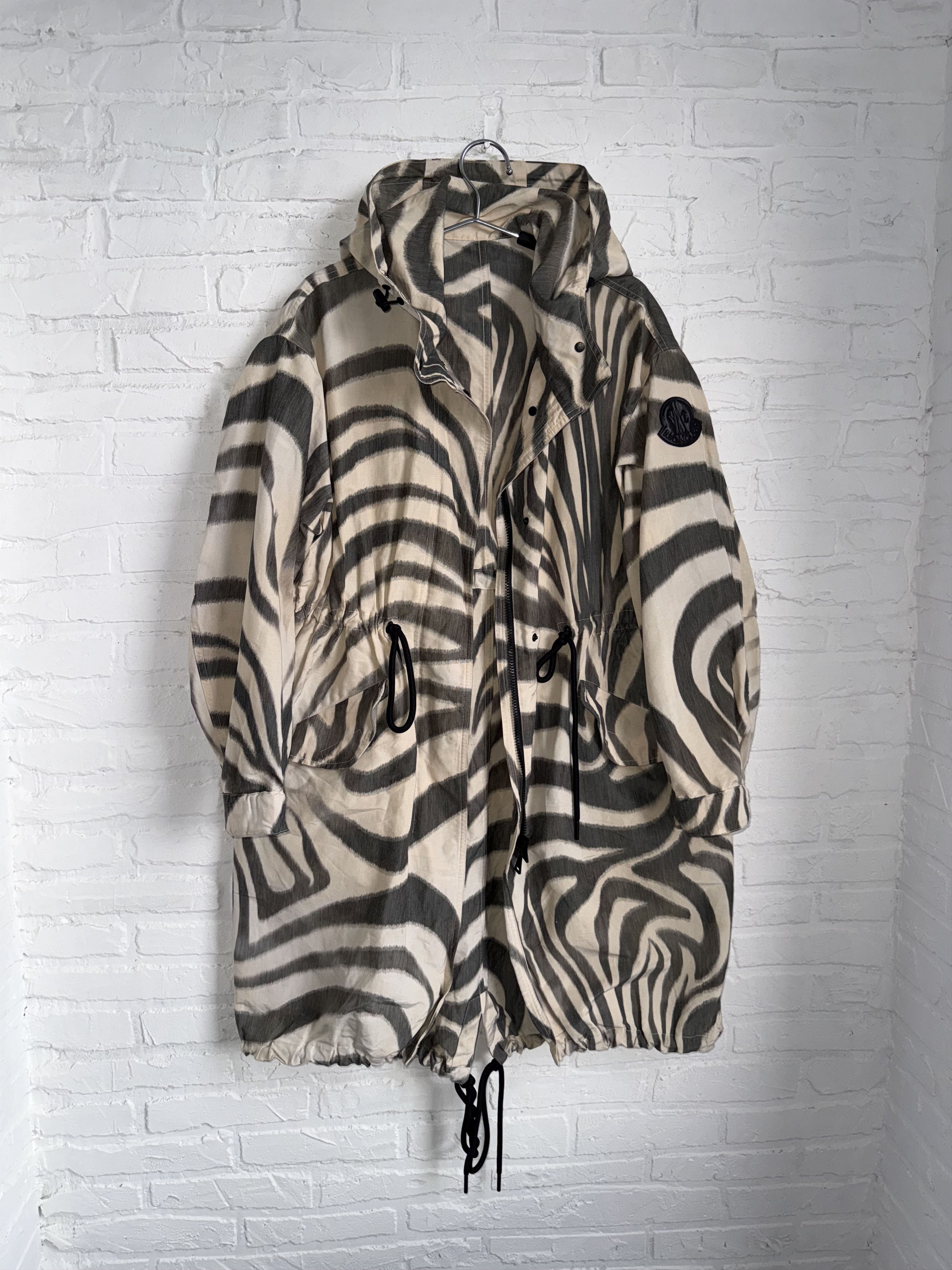 Moncler Moncler Achird Zebra Print linen blend Parka Coat Size ONE SIZE - 3 Thumbnail