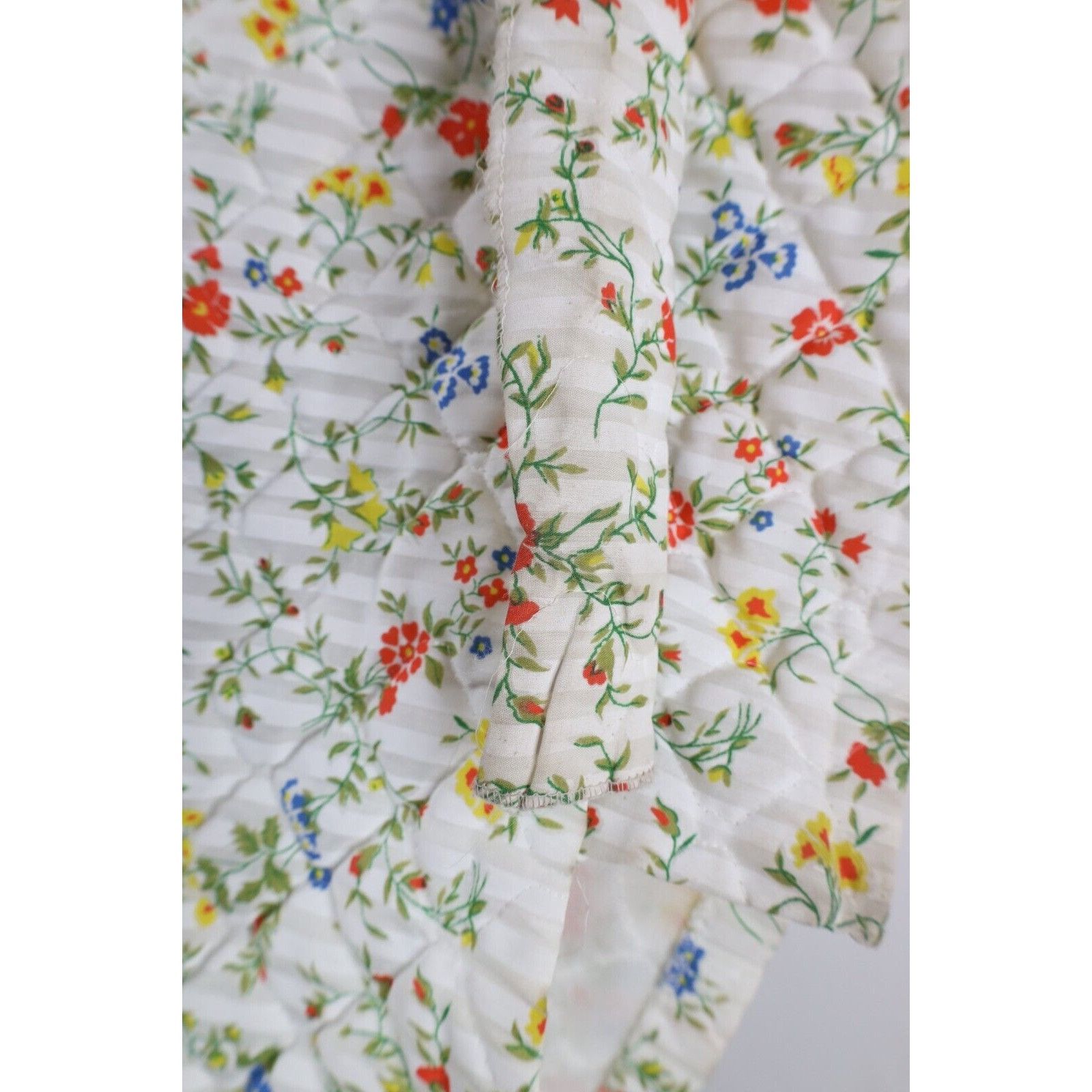 Vintage Vintage 90s Country Primitive Prairie Quilted Flower Robe Size ONE SIZE - 12 Thumbnail
