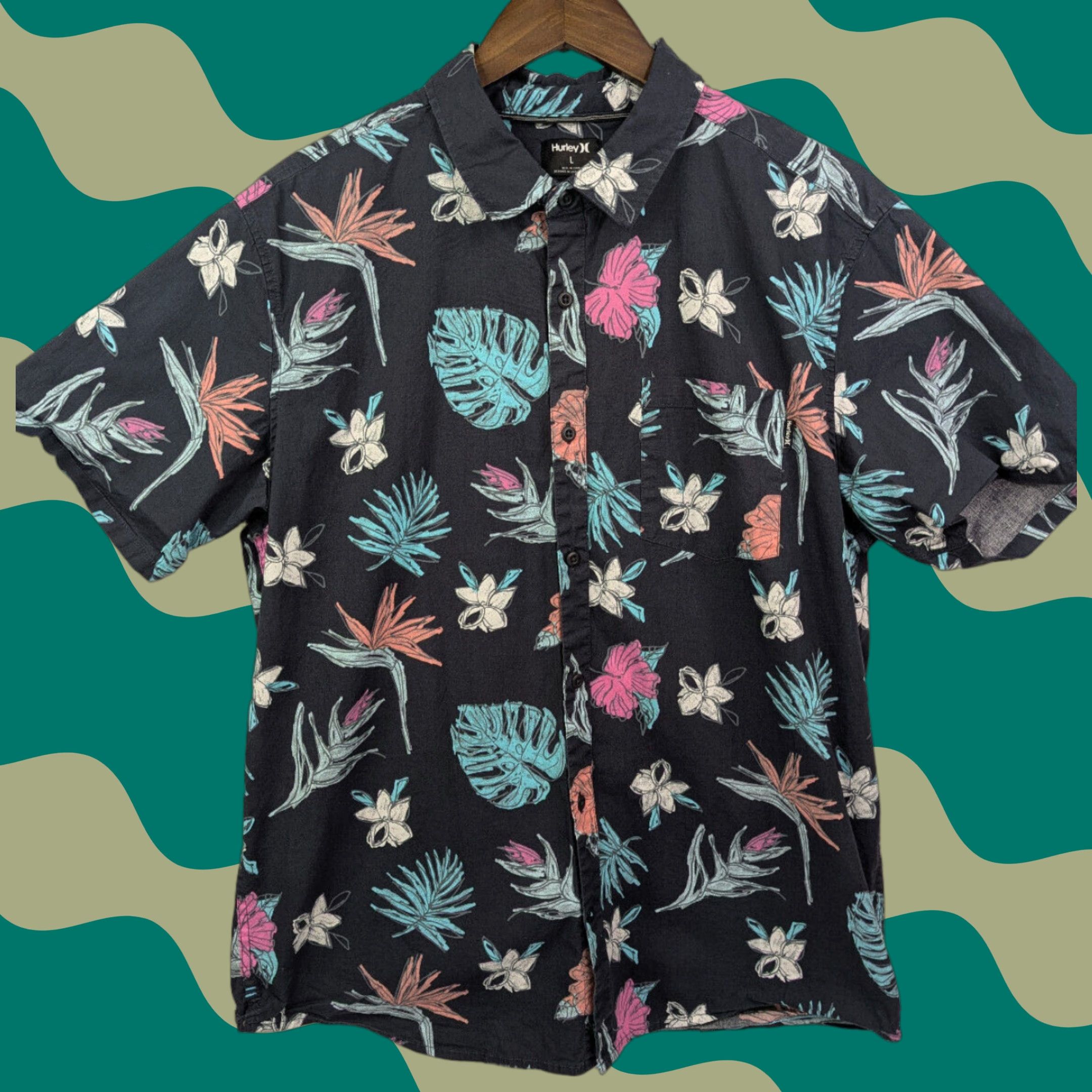 Hurley Hurley Button-Up Shirt Hawaiian Aloha Tropical Floral Men’s Size Large Multicolor Short Sleeve Collared Pocketed Casual Beach 90s Theme Mens Size US L / EU 52-54 / 3 - 1 Thumbnail