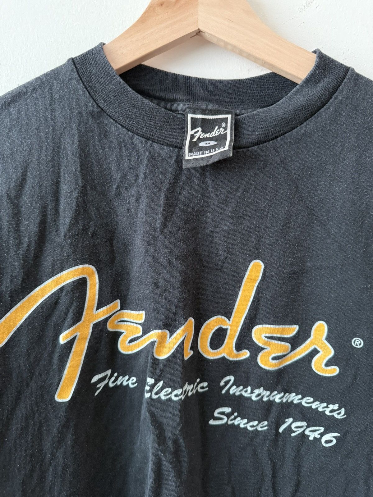 Vintage Vintage 90s Fender Electric Instruments T Shirt JOHN MAYER Size US M / EU 48-50 / 2 - 6 Thumbnail