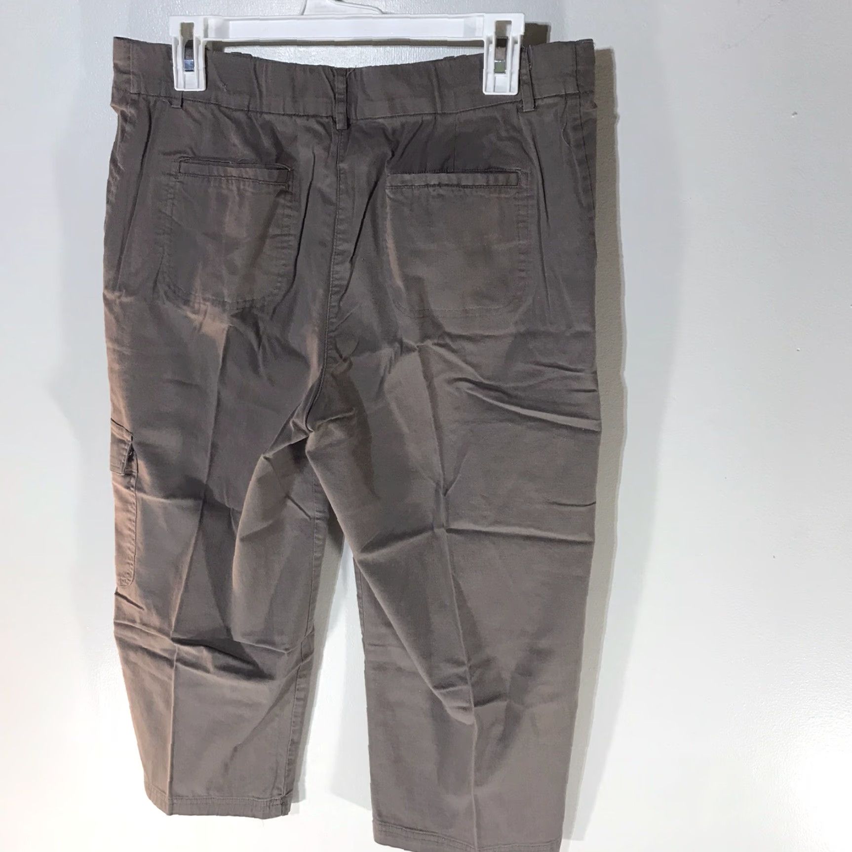 Vintage KIM ROGERS Brown Khaki Capris Womens Size 8 Casual Workwear Lightweight Stretch Size ONE SIZE - 2 Thumbnail