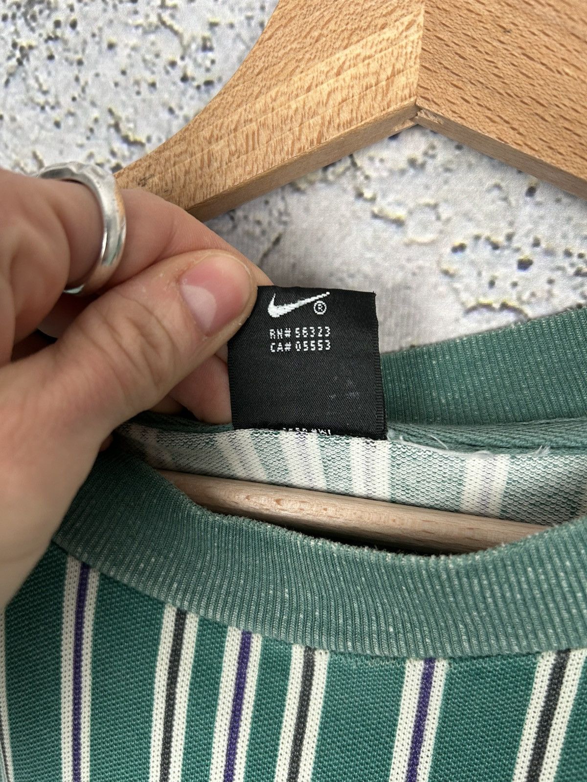 Nike Vintage Nike Stripe 90s Green Tee Archive Rare Sport Hype Size US M / EU 48-50 / 2 - 7 Thumbnail